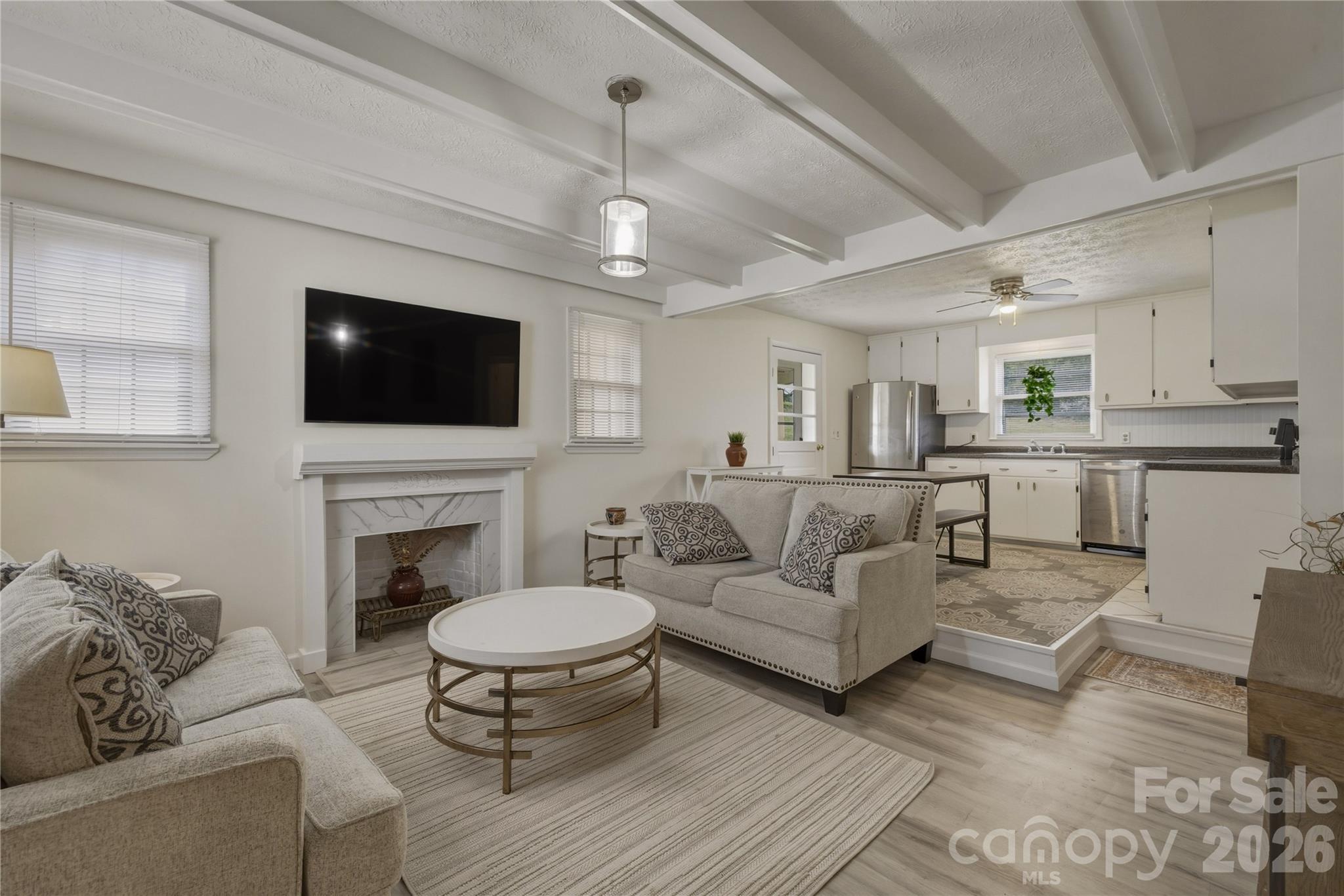 1348 Hibriten Drive SE — Lenoir