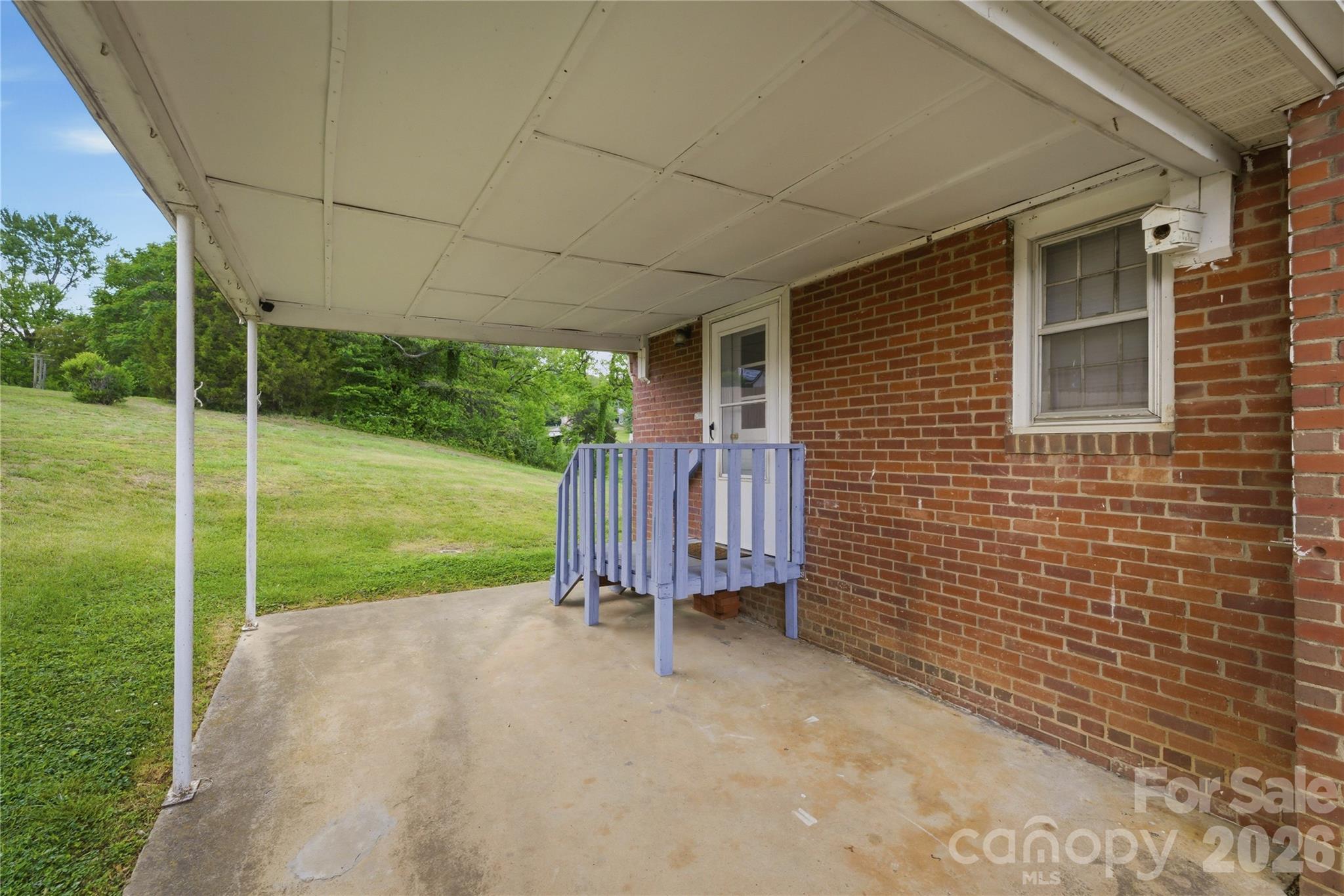 1348 Hibriten Drive SE — Lenoir
