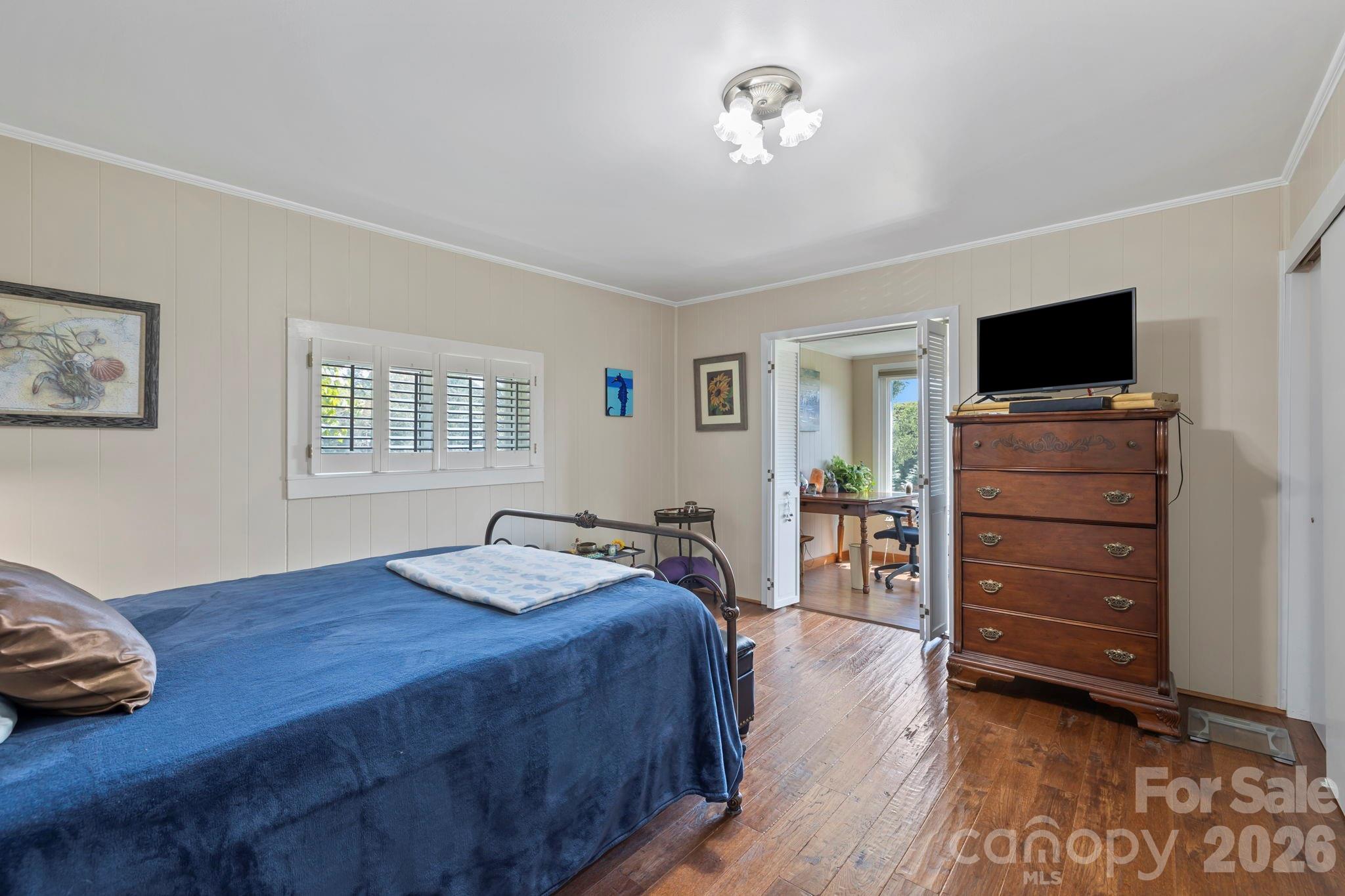 71 Laurel Mountain Road — Brevard