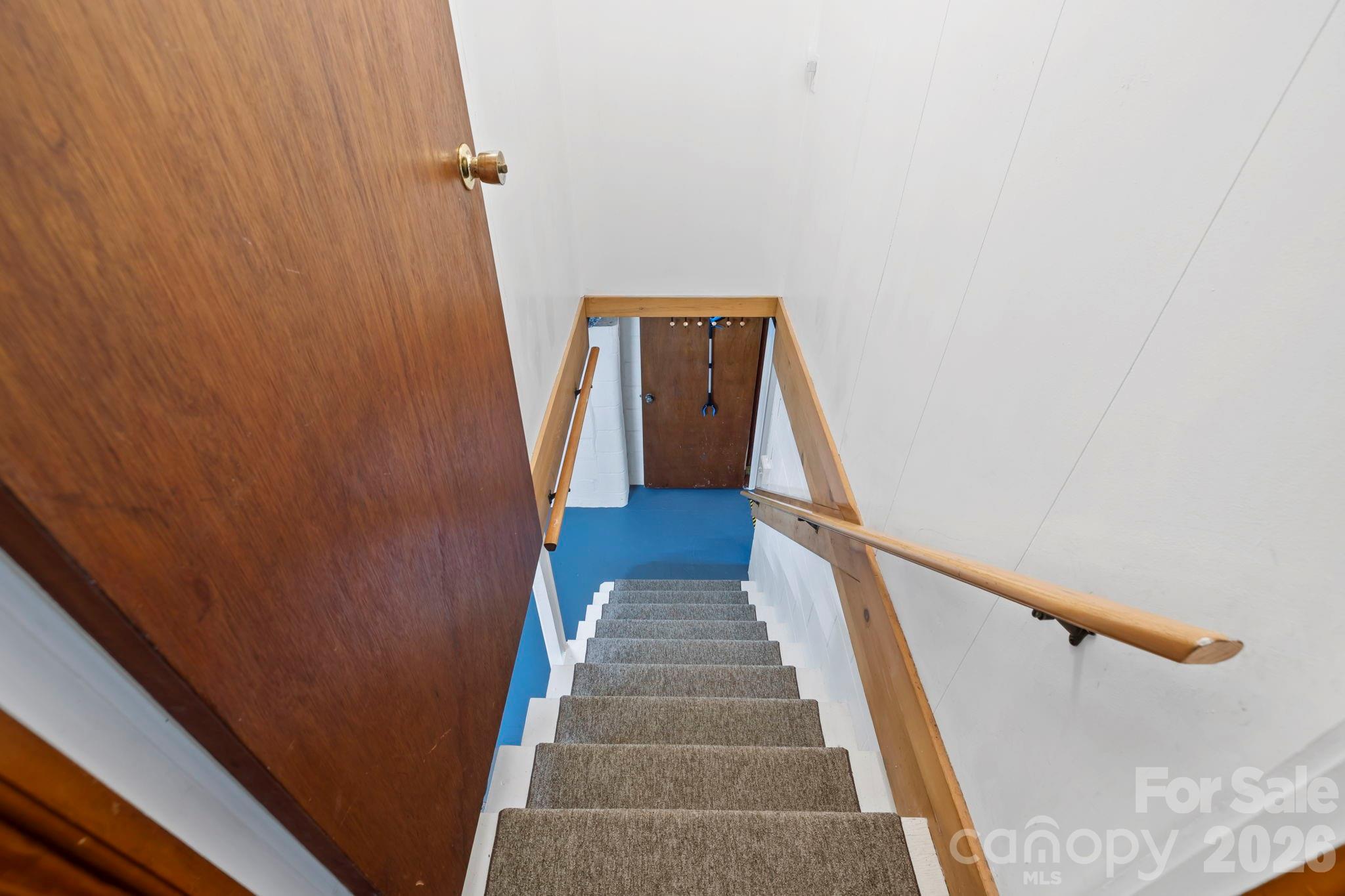 71 Laurel Mountain Road — Brevard