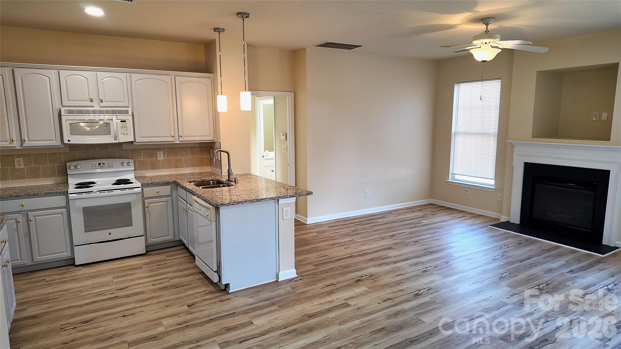 12714 Windyedge Road — Huntersville