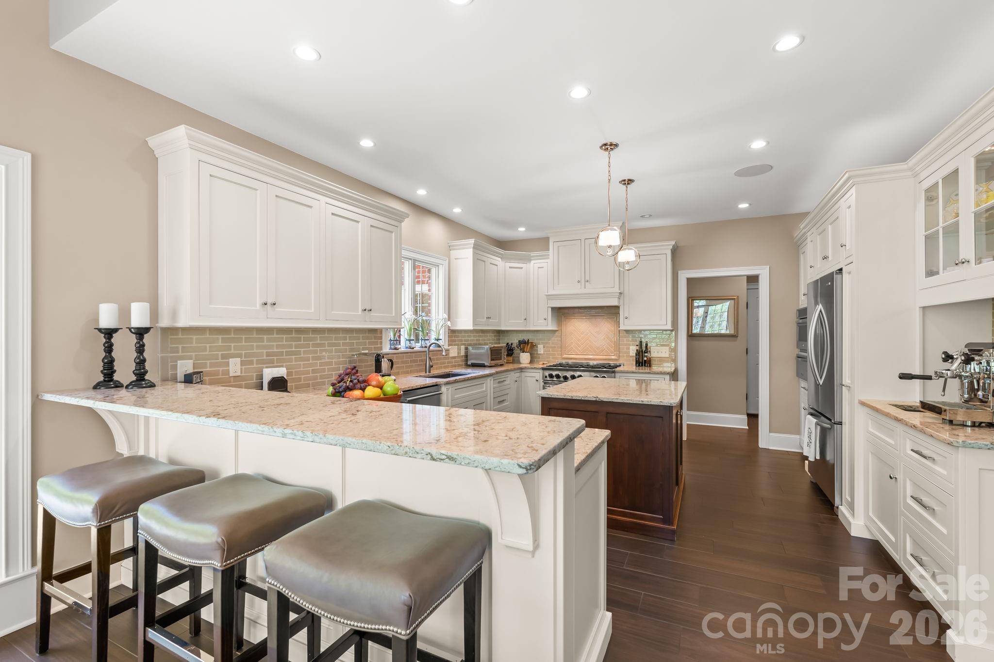 11555 Double Spring Road — Lewisville