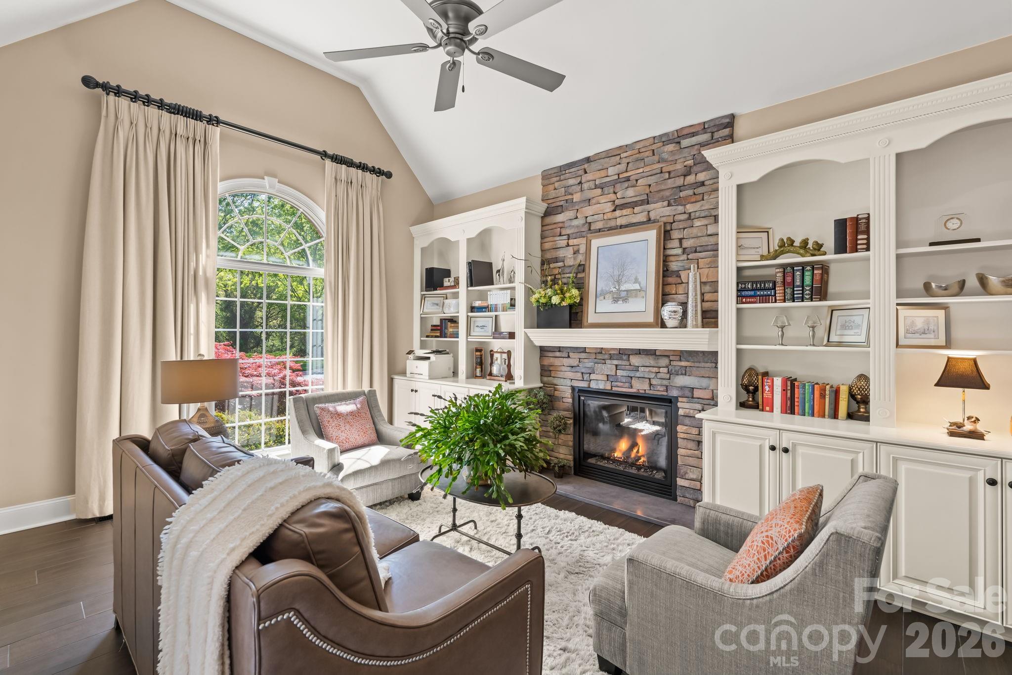 11555 Double Spring Road — Lewisville