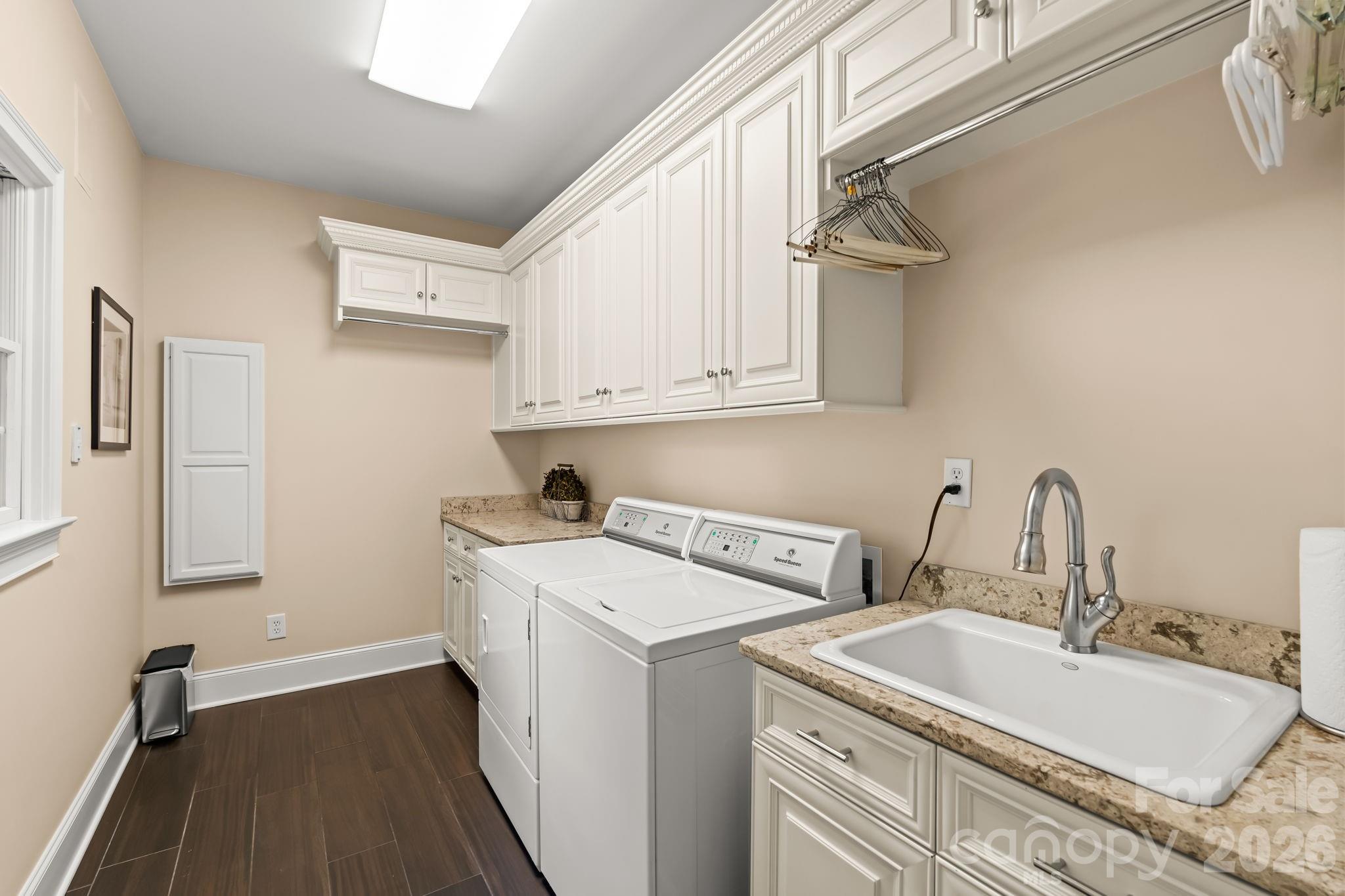 11555 Double Spring Road — Lewisville