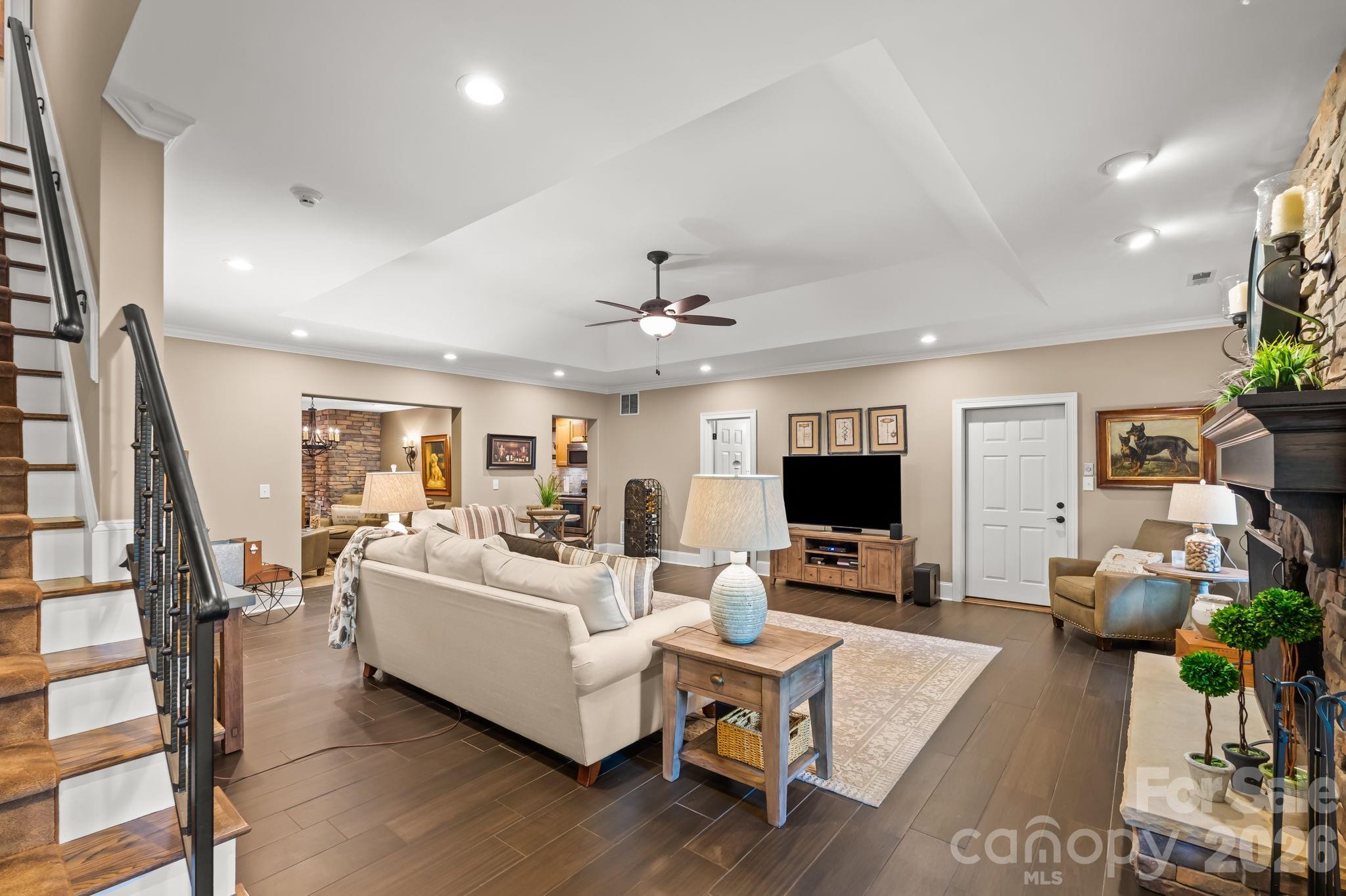 11555 Double Spring Road — Lewisville