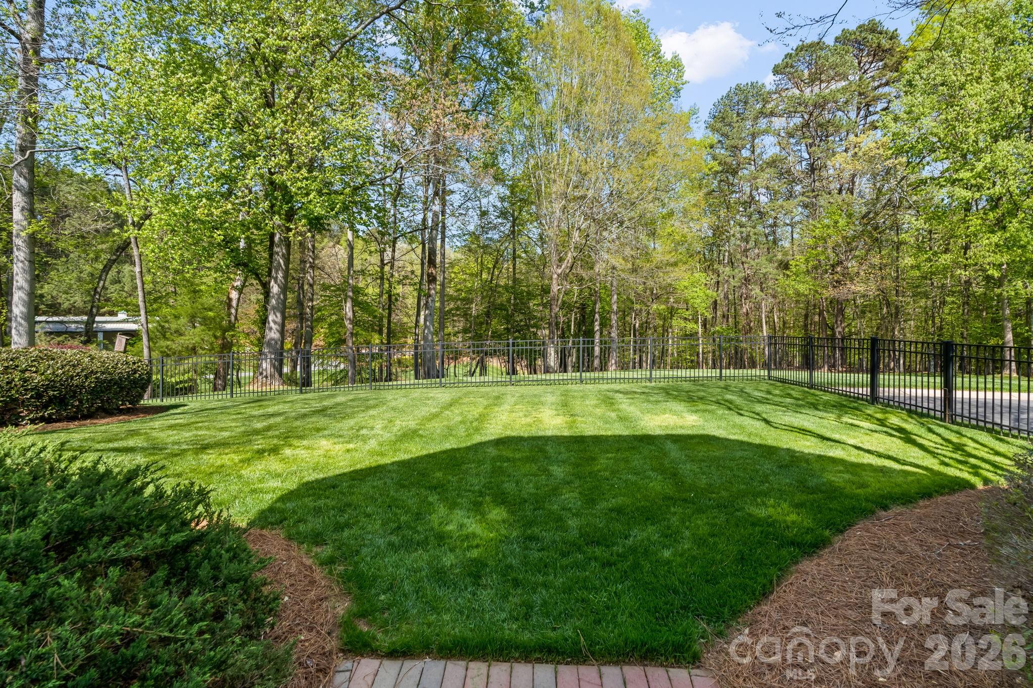 11555 Double Spring Road — Lewisville