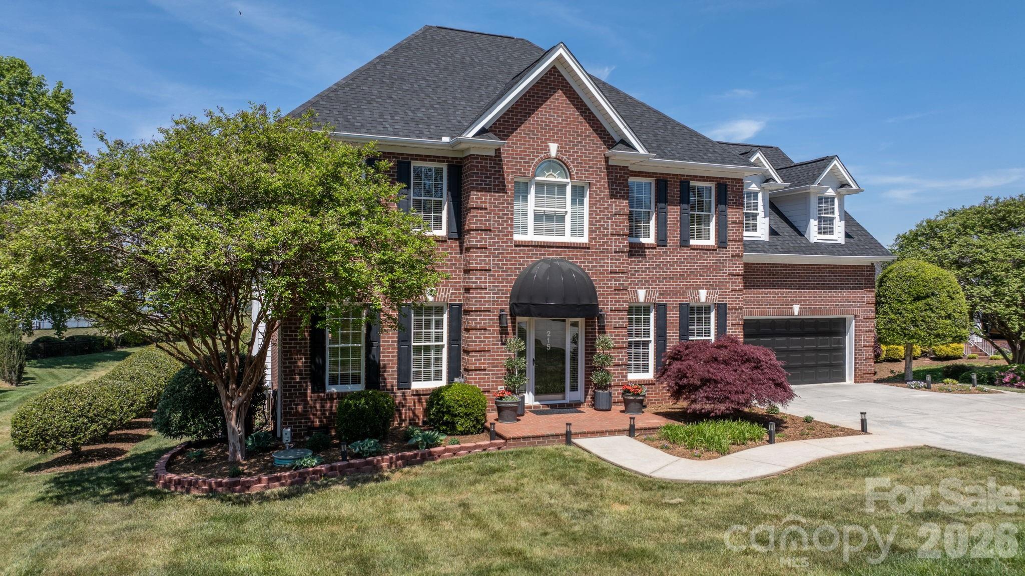 215 Iswa Drive — Taylorsville