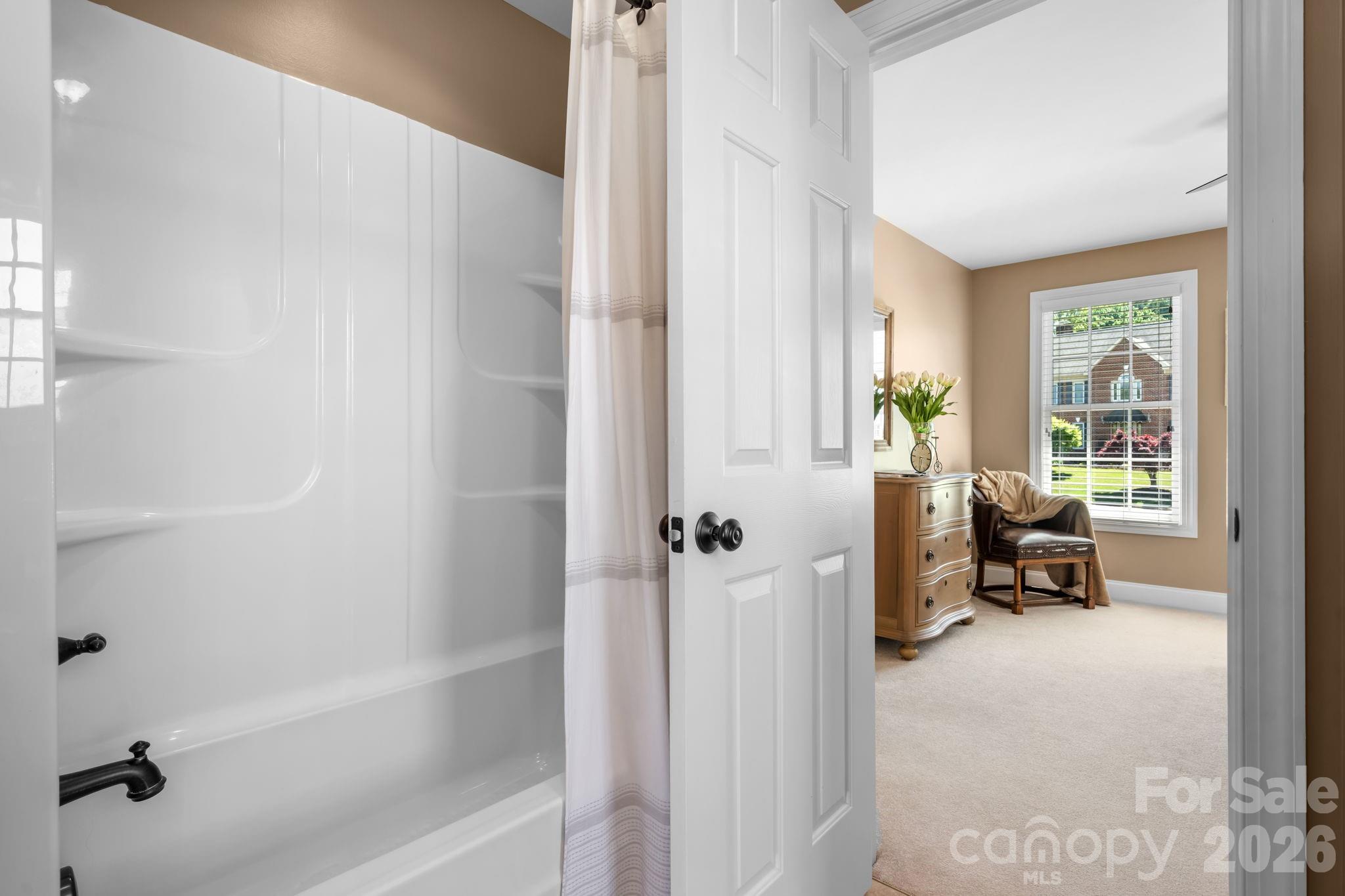 215 Iswa Drive — Taylorsville