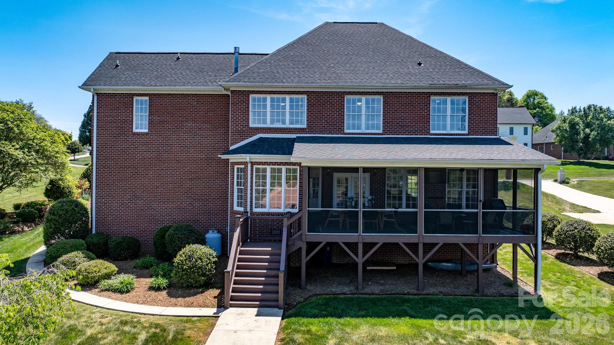 215 Iswa Drive — Taylorsville