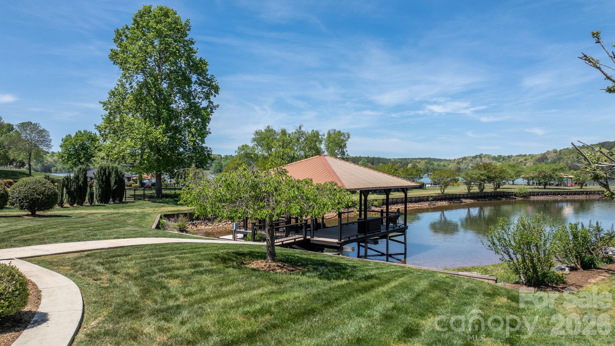 215 Iswa Drive — Taylorsville