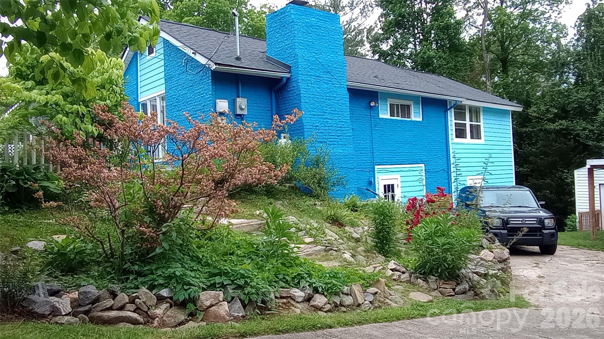 6 Chestnut Terrace — Asheville