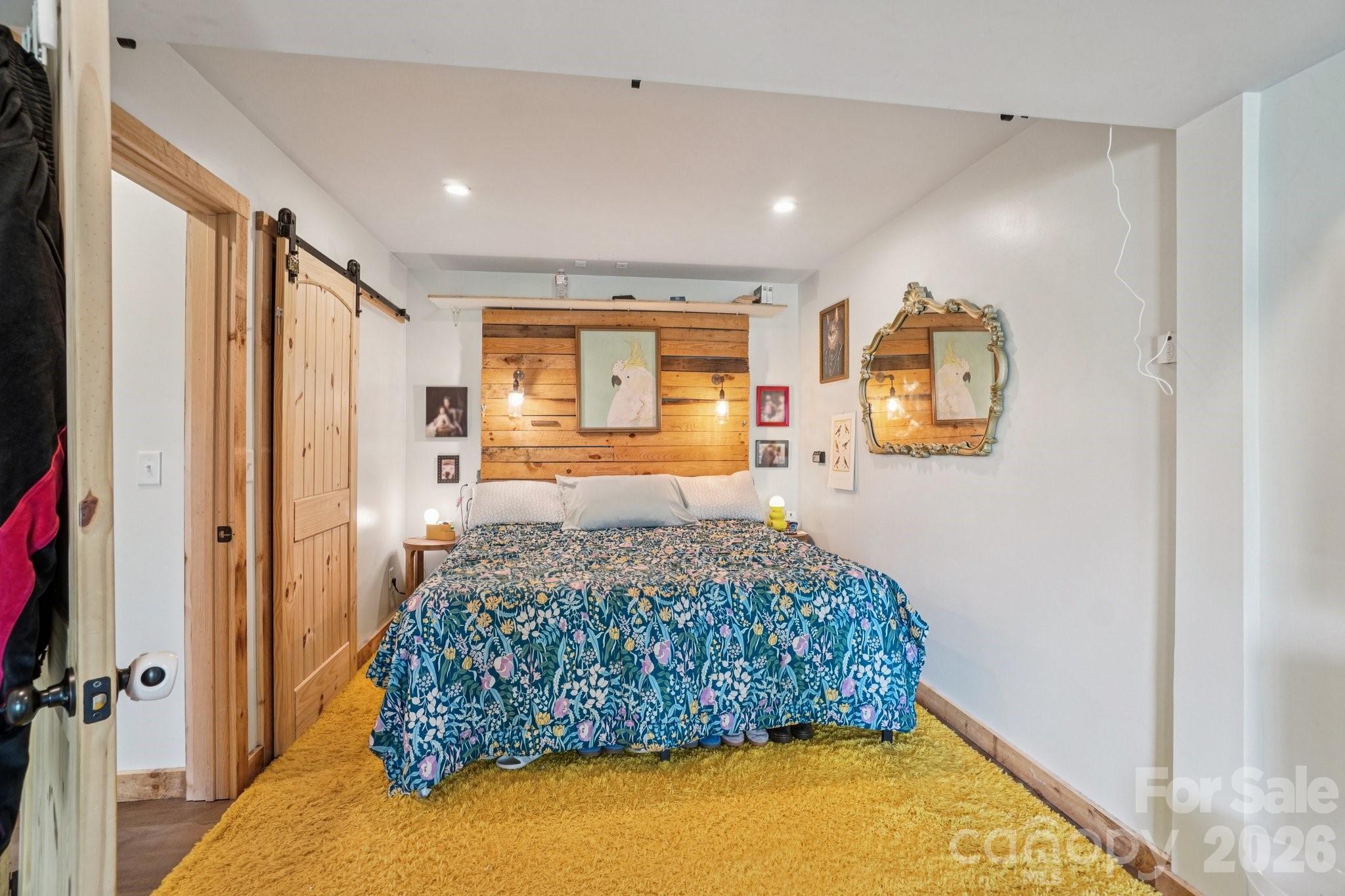 25 Moore Street — Woodfin