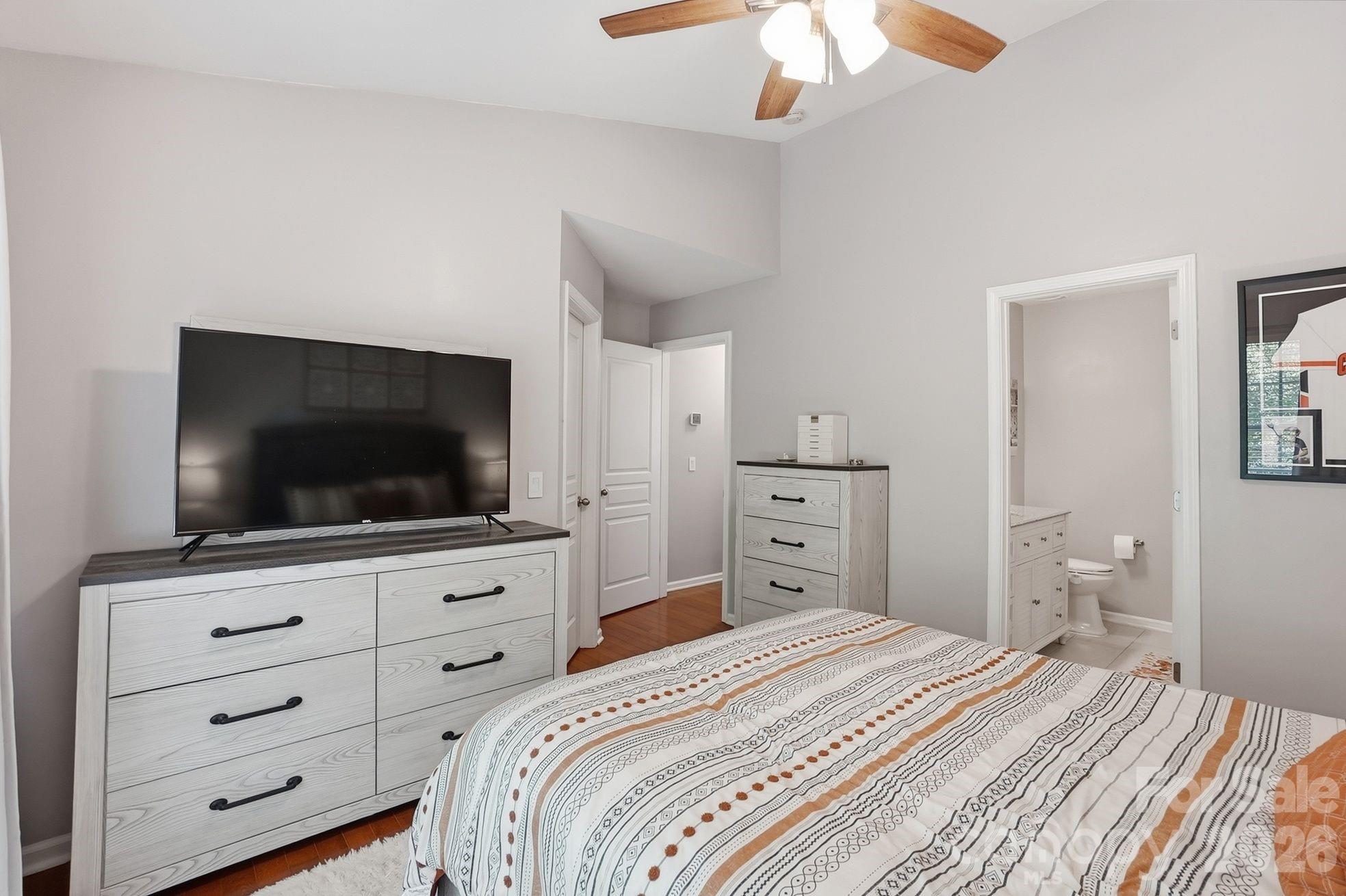 8512 Sunset Hill Road — Waxhaw