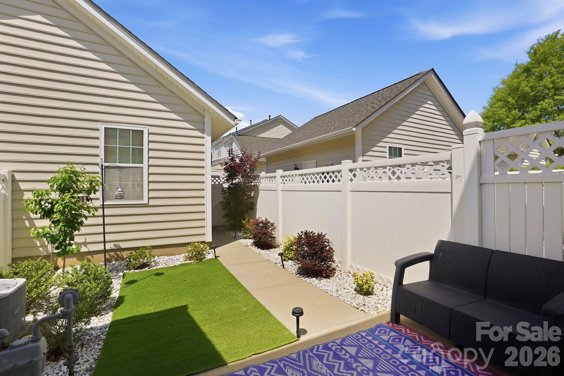 8512 Sunset Hill Road — Waxhaw