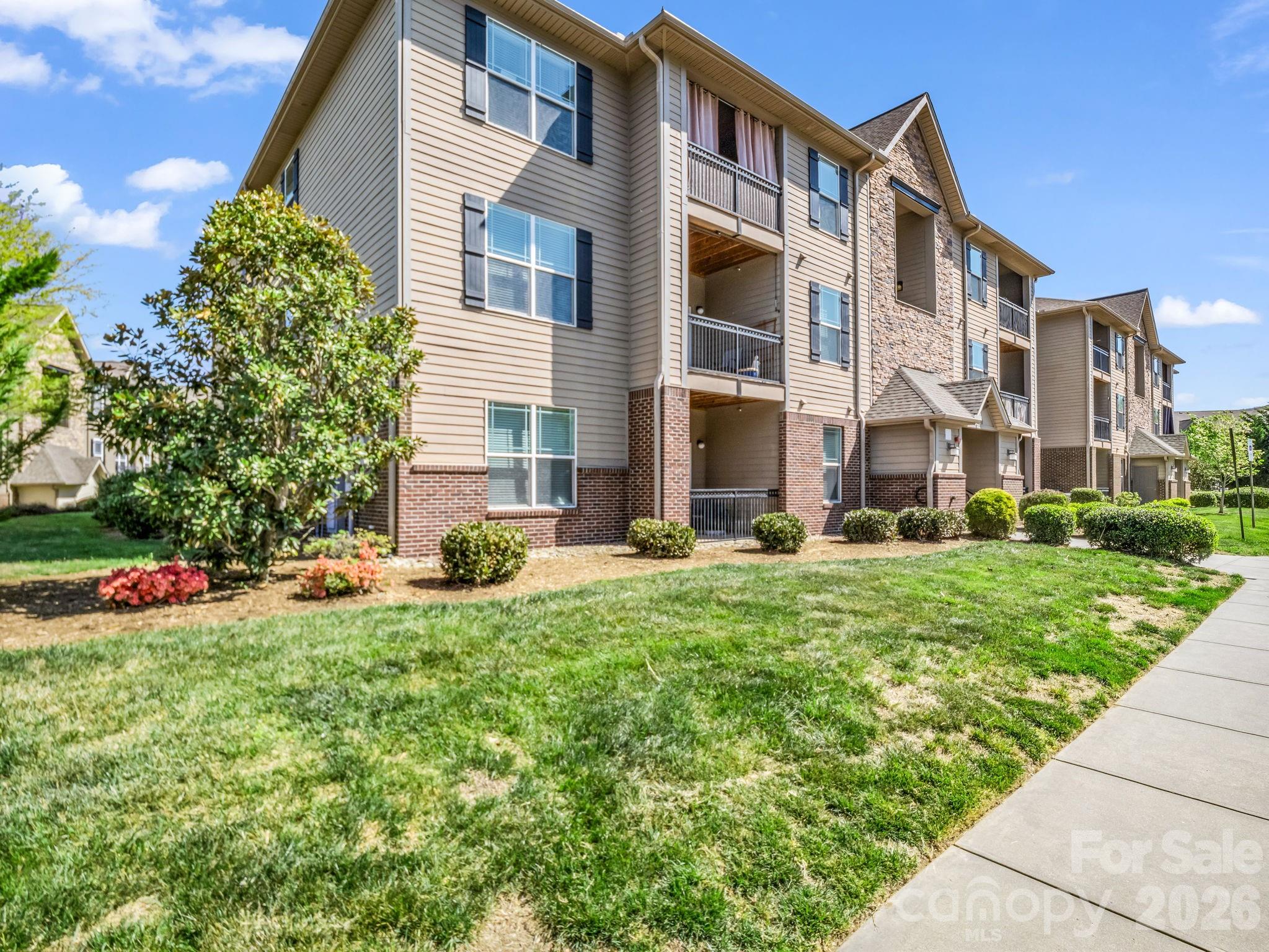 91 Brickton Village Circle #301 — Fletcher