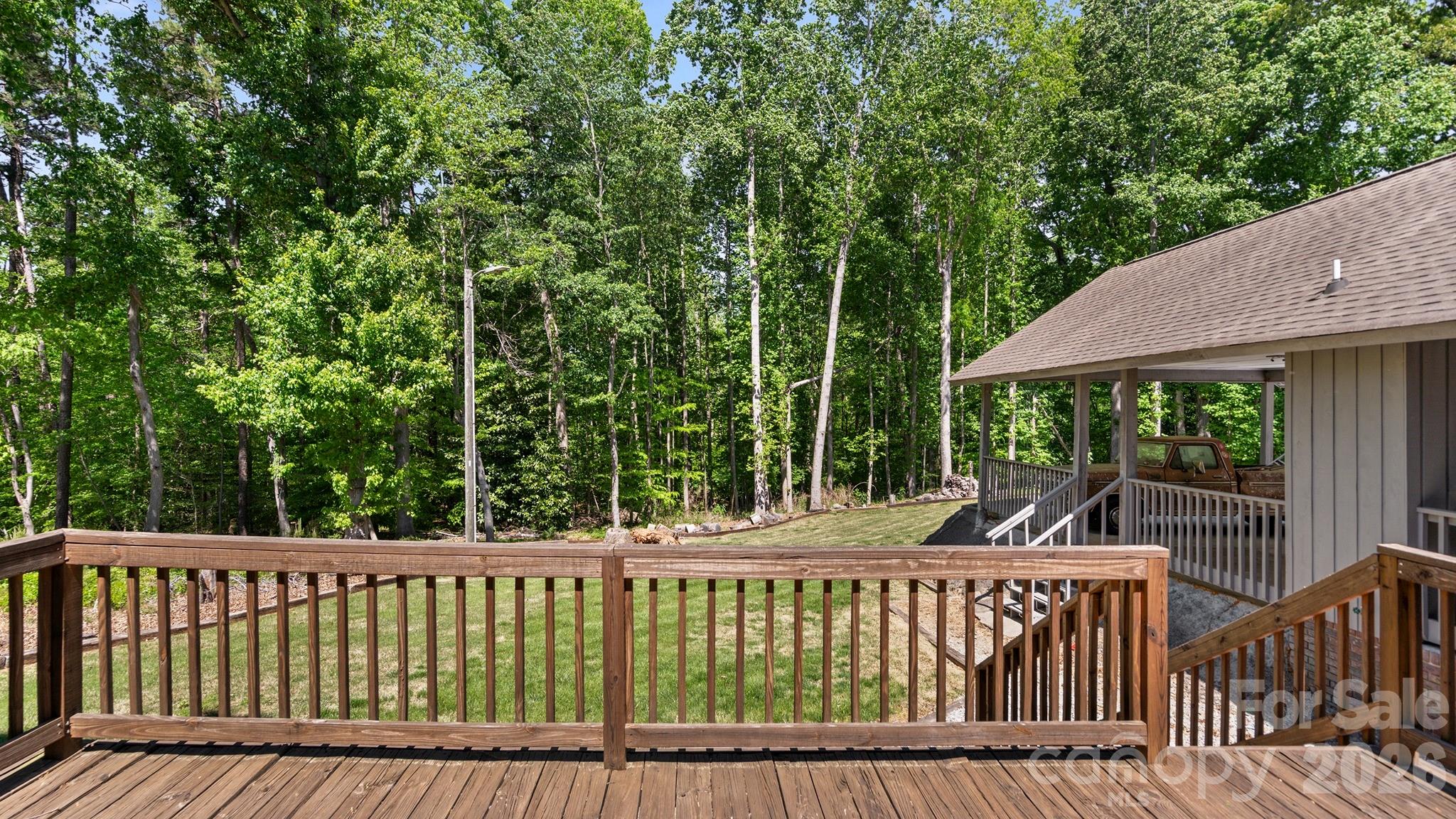 297 Mockingbird Lane — McAdenville