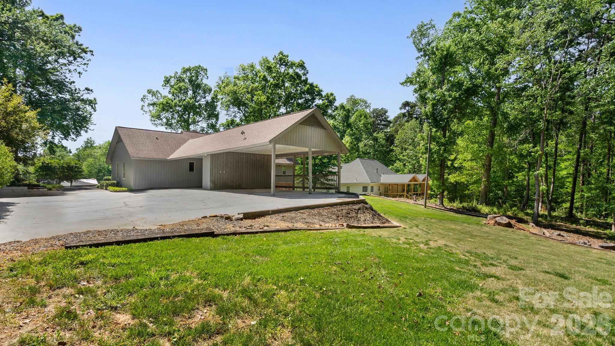 297 Mockingbird Lane — McAdenville