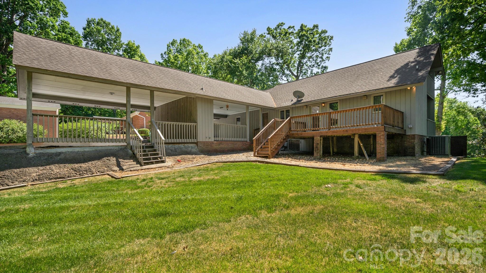 297 Mockingbird Lane — McAdenville