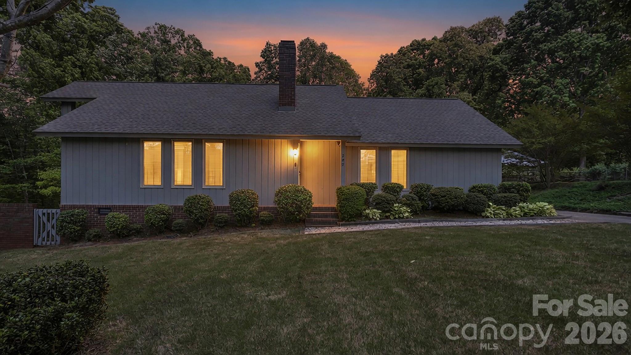 297 Mockingbird Lane — McAdenville