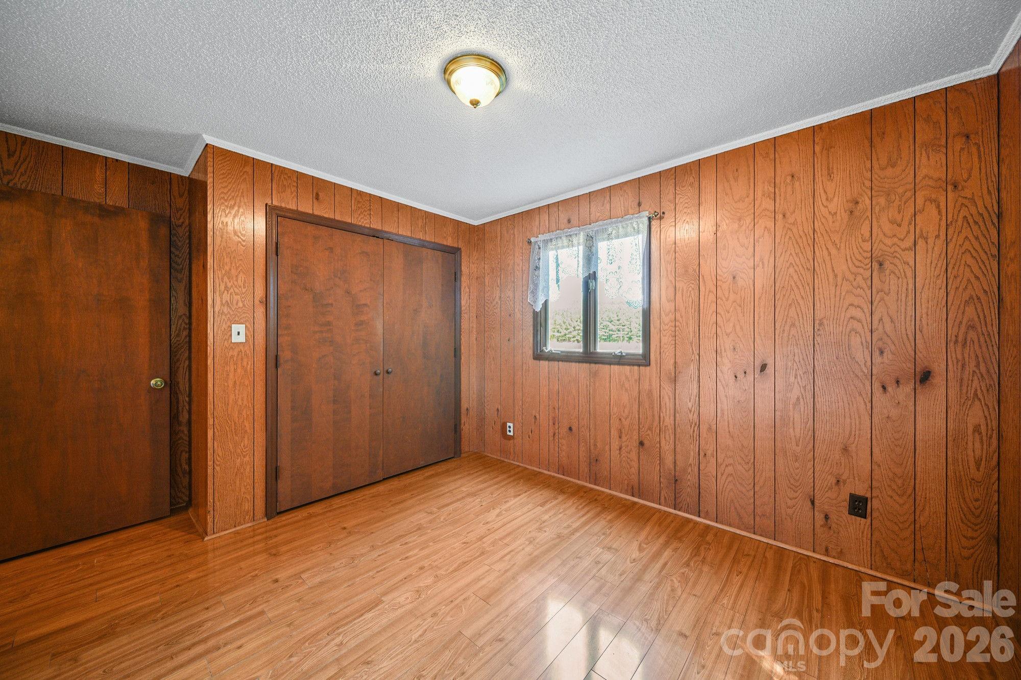 144 Pops Lake Road — Statesville