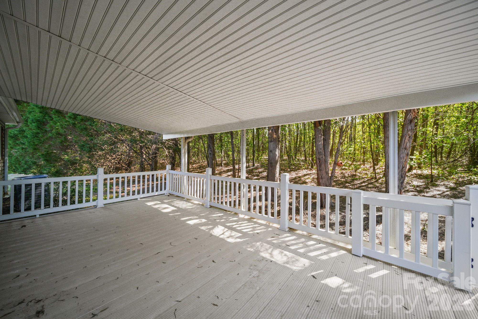 144 Pops Lake Road — Statesville