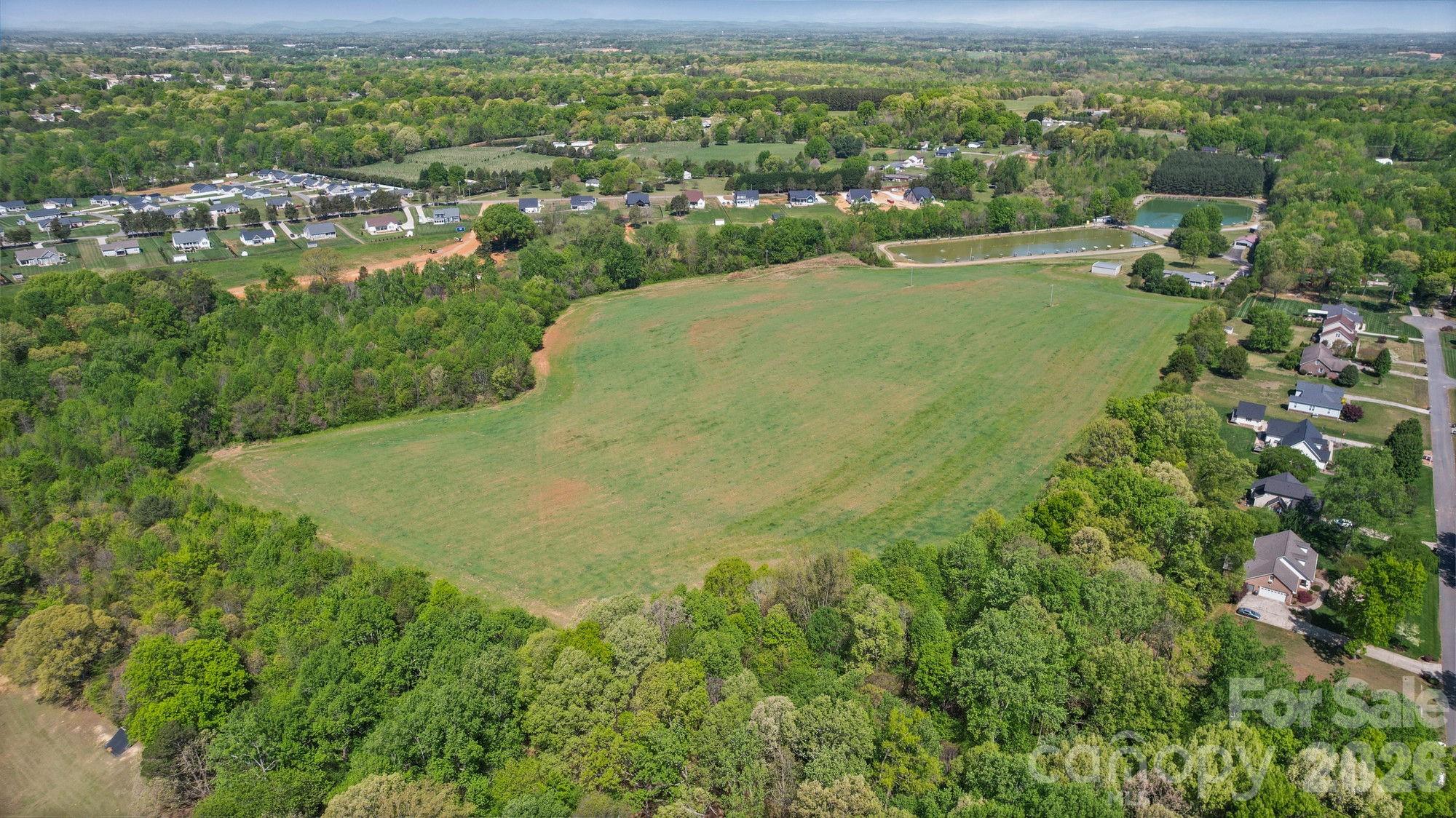 144 Pops Lake Road — Statesville