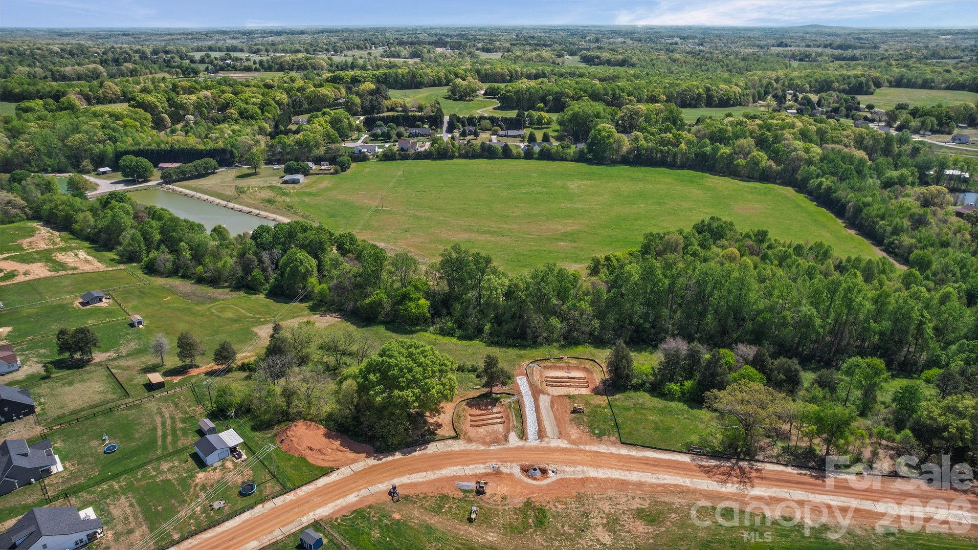 144 Pops Lake Road — Statesville