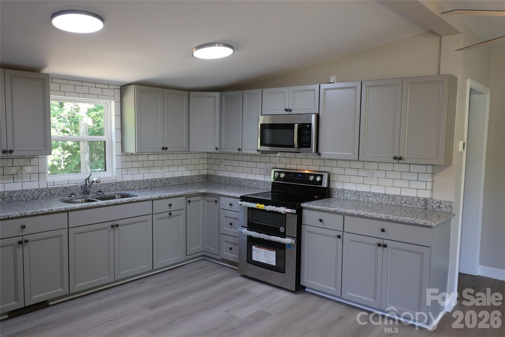 6443 Sherwood Lane — Denver