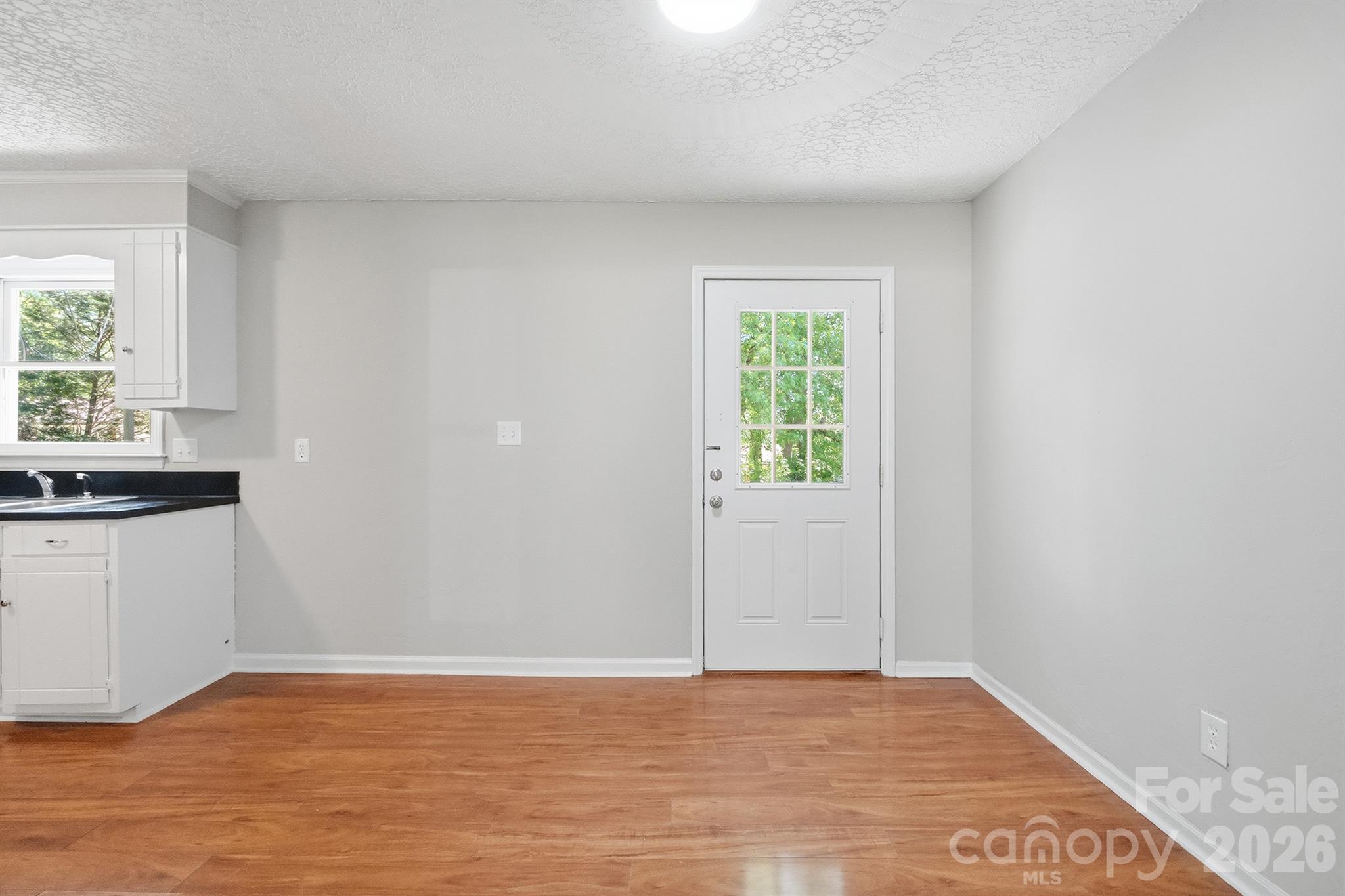 806 S Laurel Street — Lincolnton