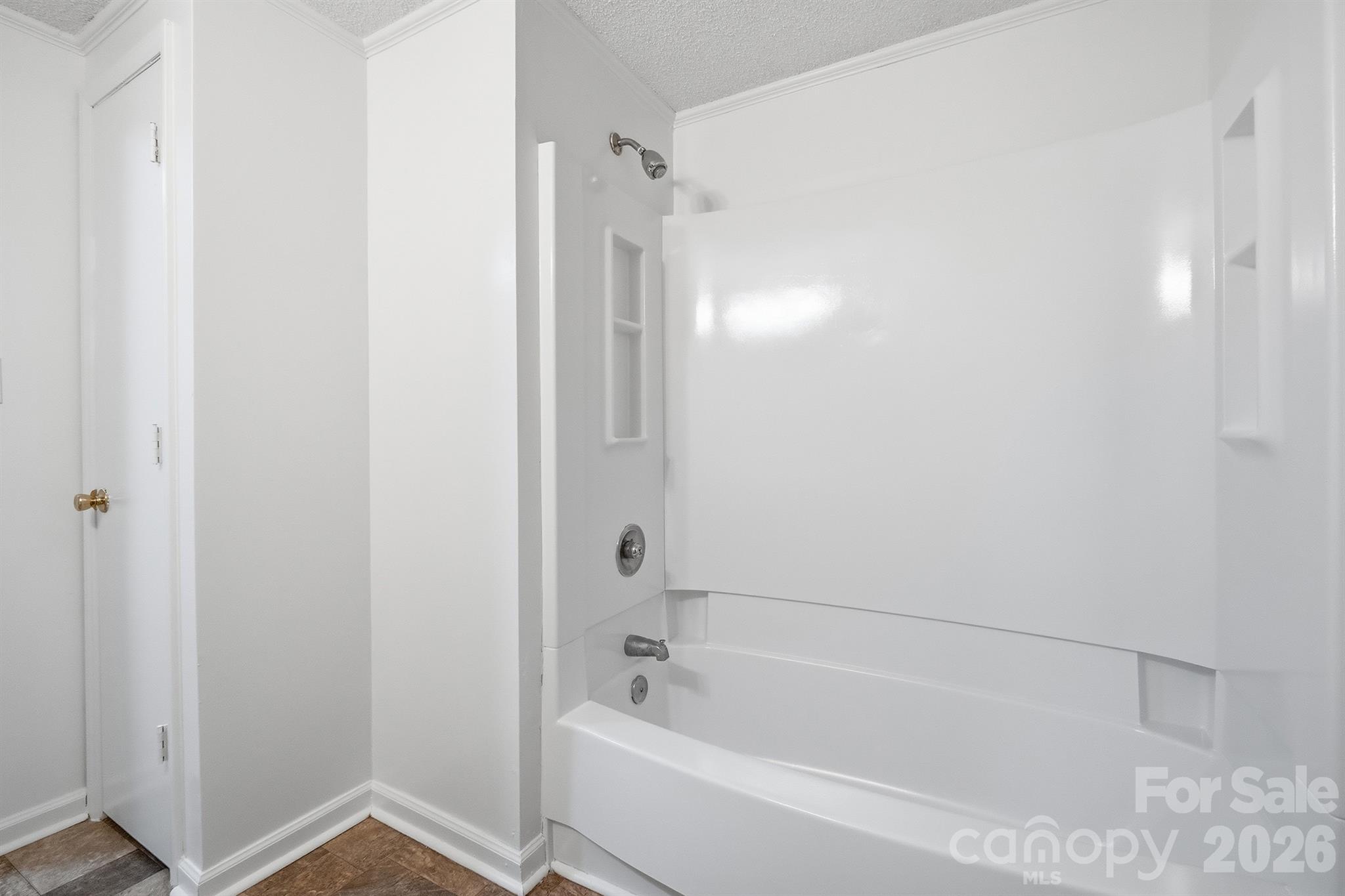 806 S Laurel Street — Lincolnton