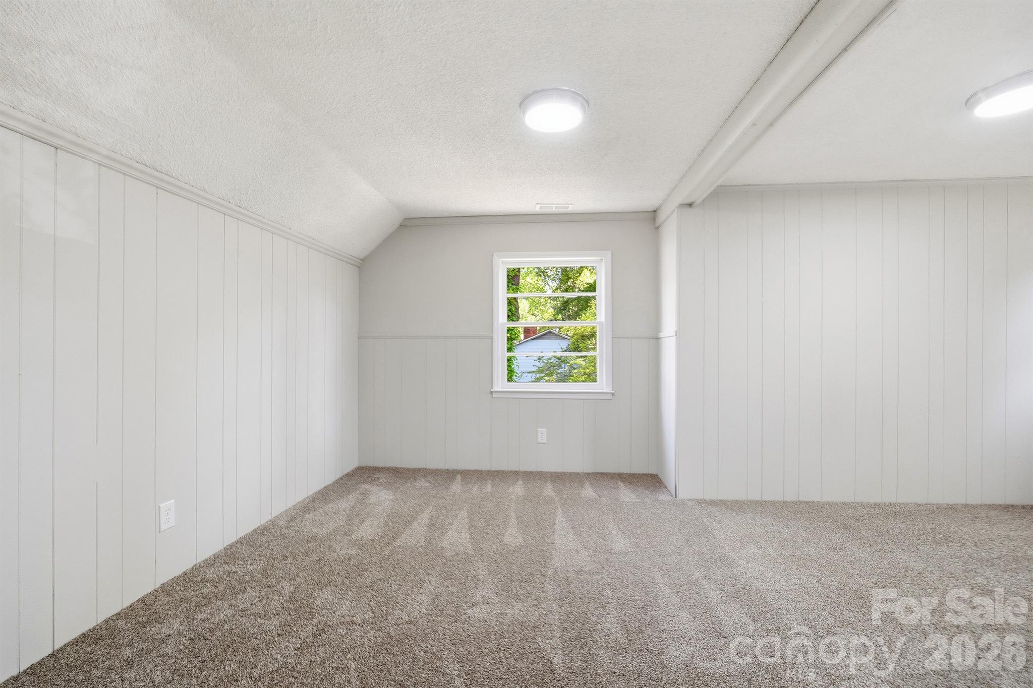 806 S Laurel Street — Lincolnton