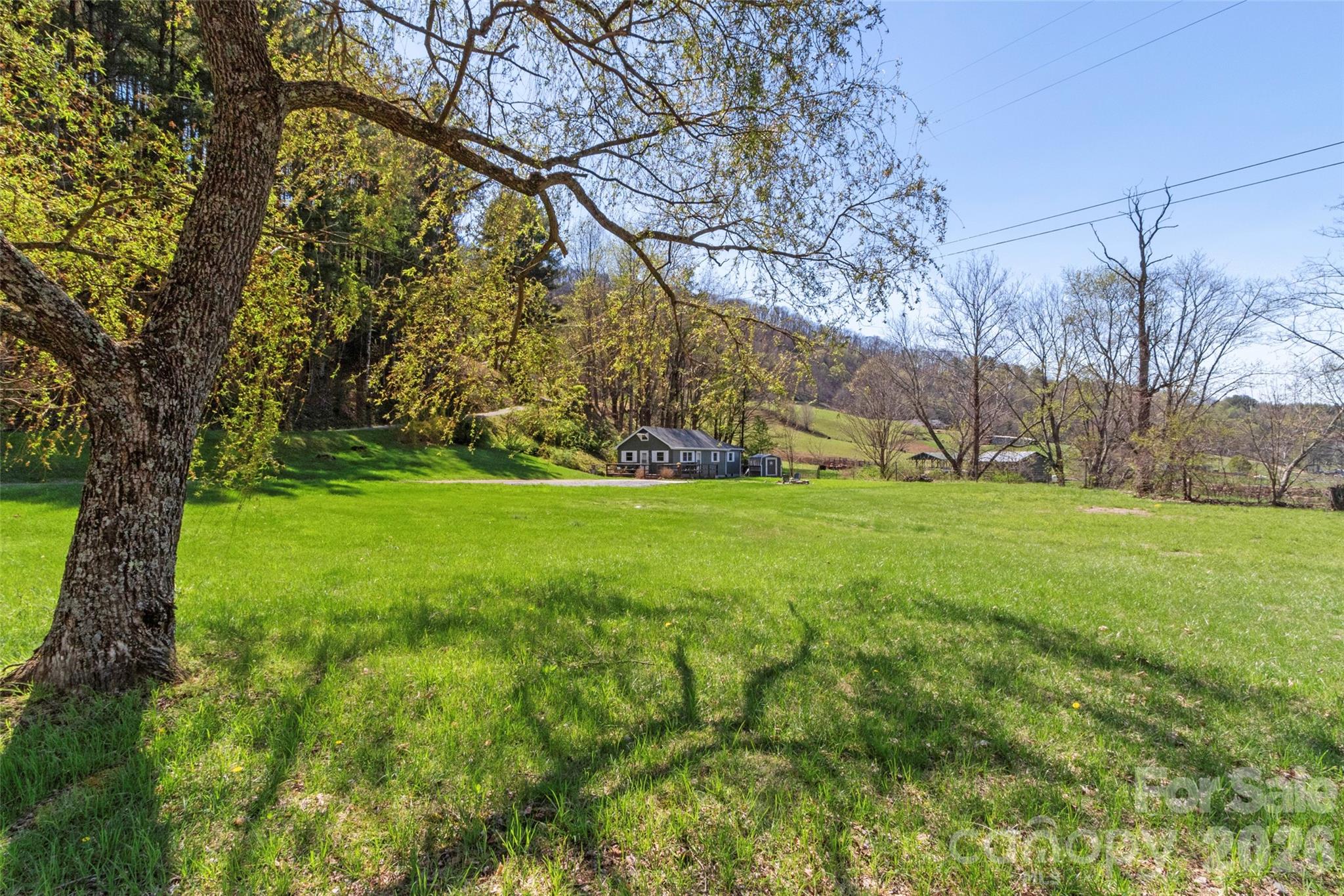 24 Baldridge Drive — Burnsville