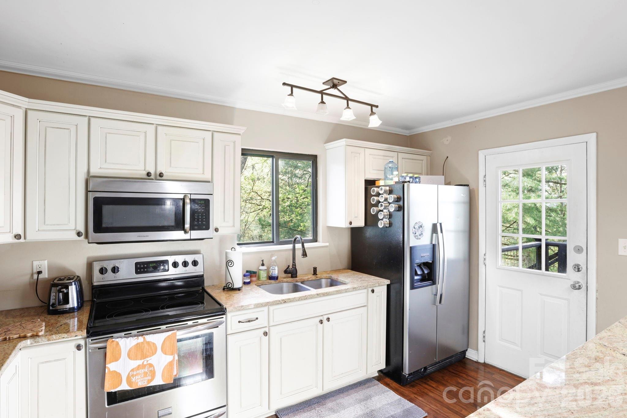 78 Highland Drive — Lake Toxaway