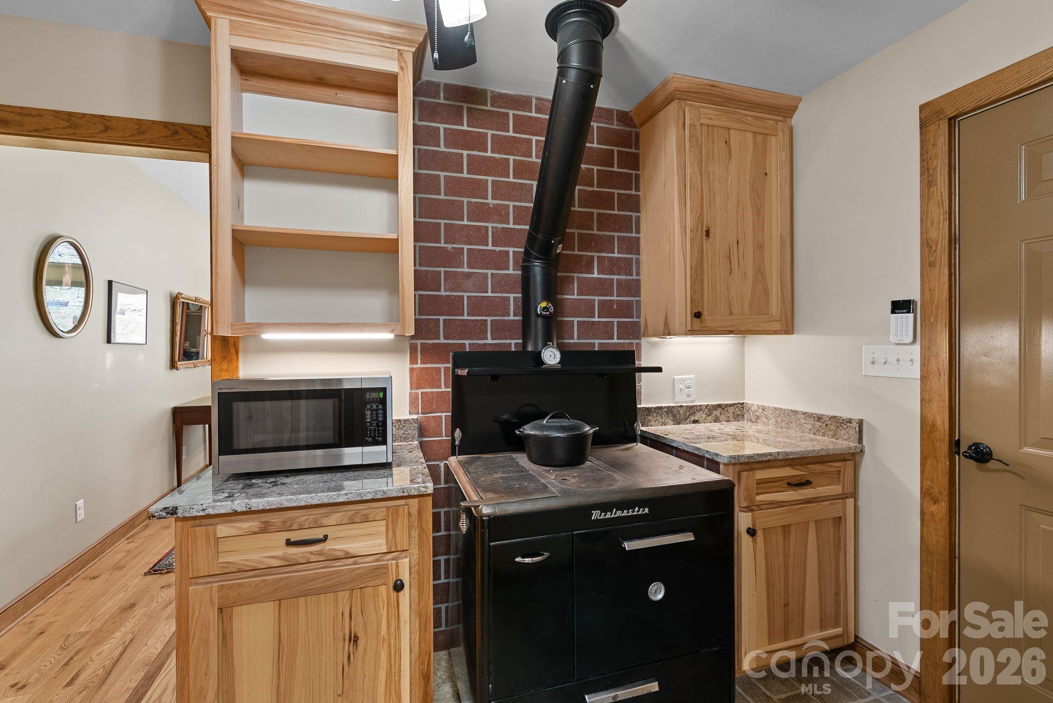 1060 Indian Camp Creek Road — Hot Springs
