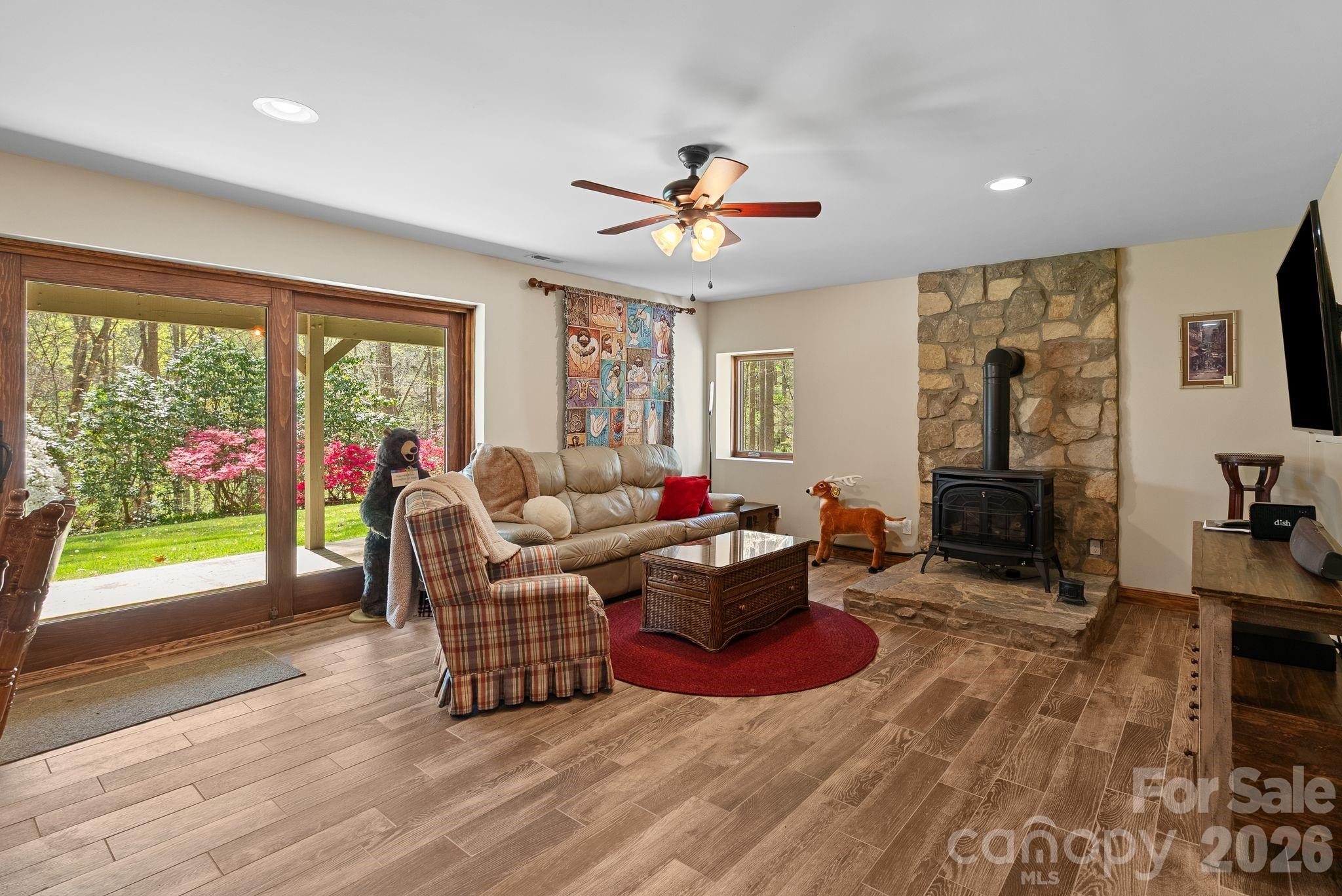 1060 Indian Camp Creek Road — Hot Springs
