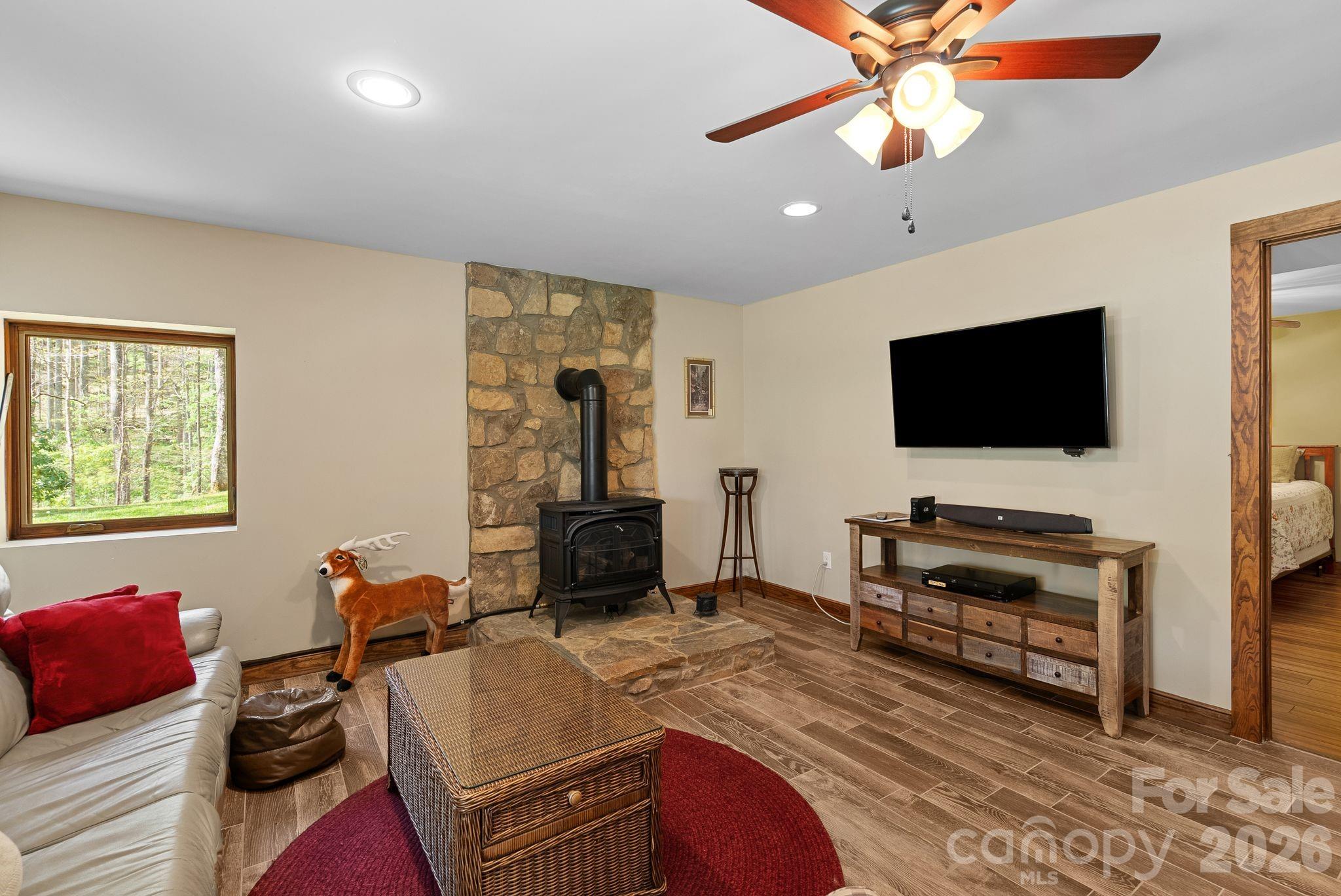 1060 Indian Camp Creek Road — Hot Springs
