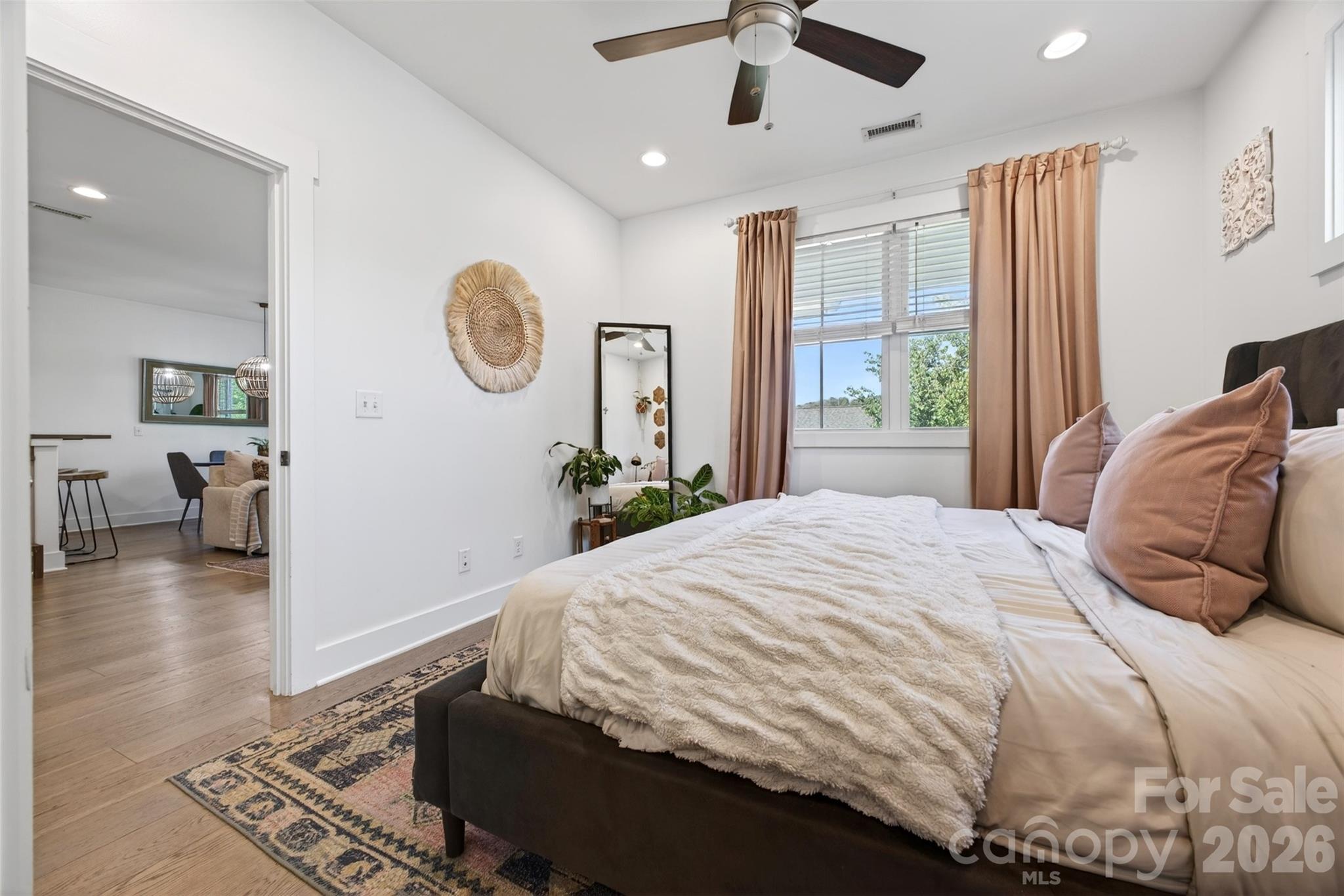 62 Dillingham Road — Asheville
