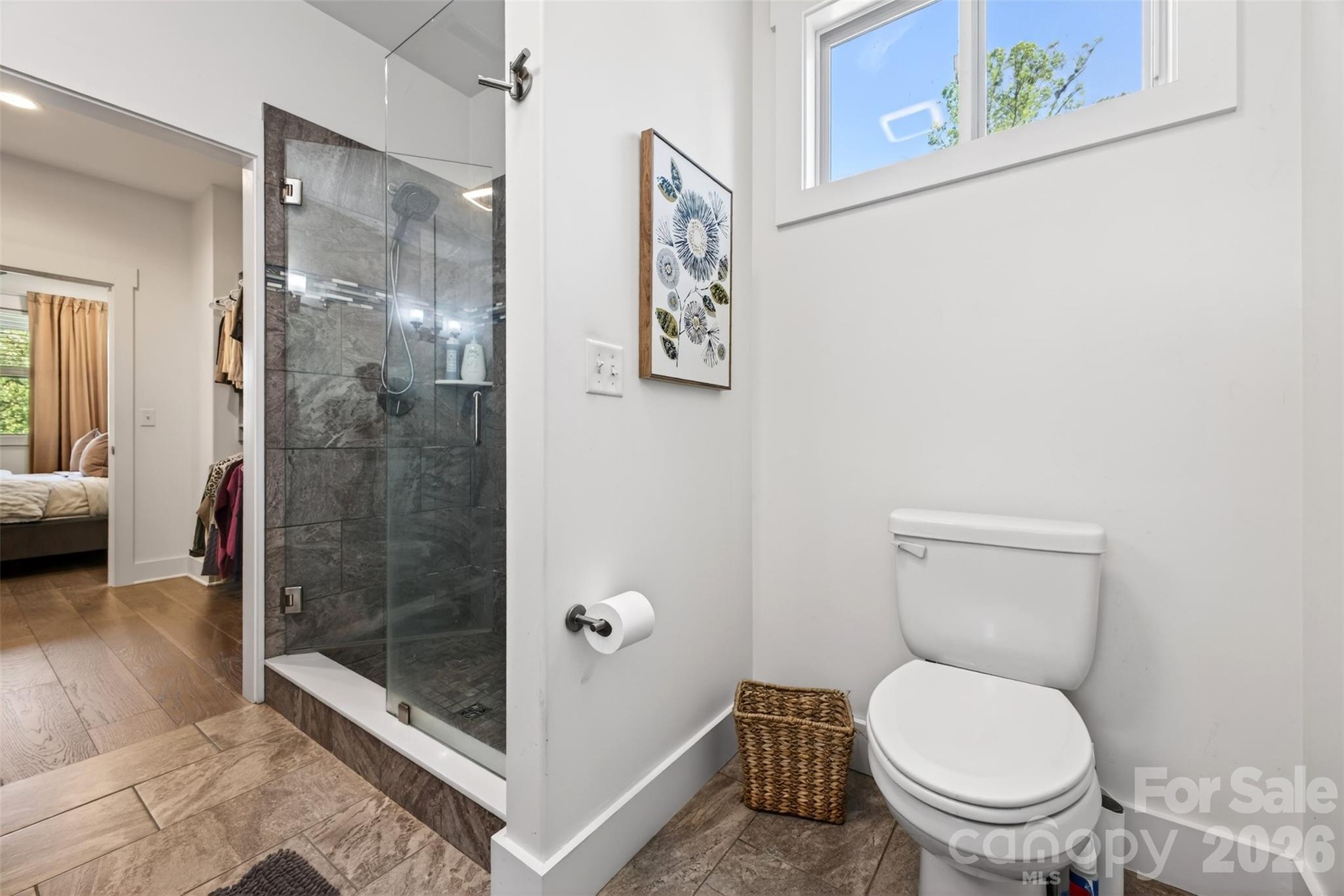 62 Dillingham Road — Asheville