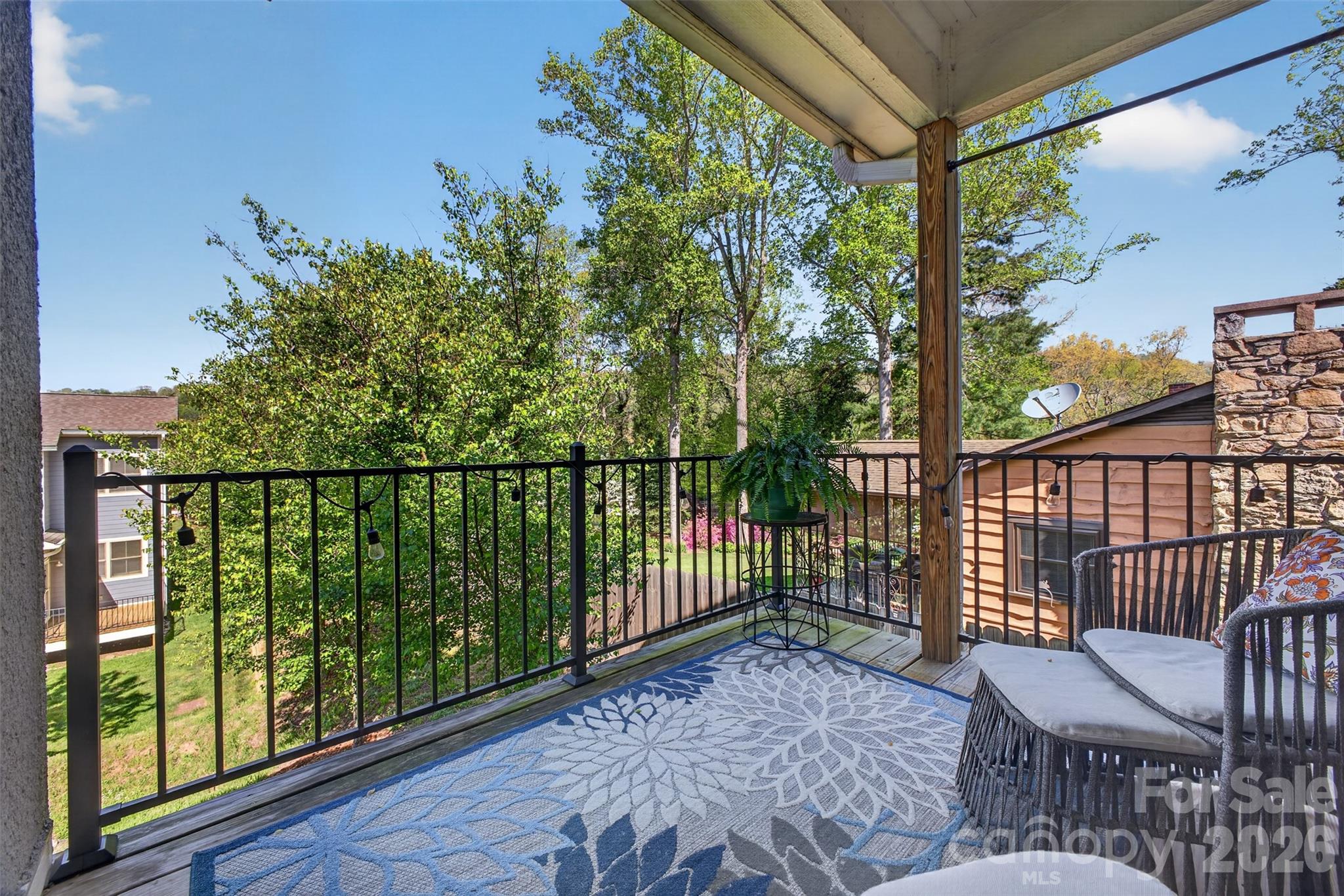 62 Dillingham Road — Asheville