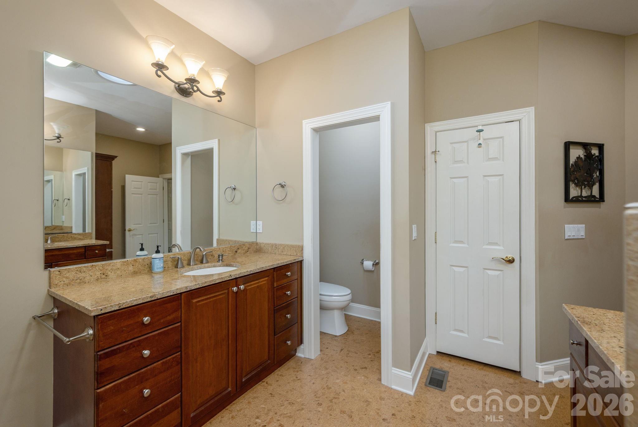 20 N Mission Hills Court — Mills River
