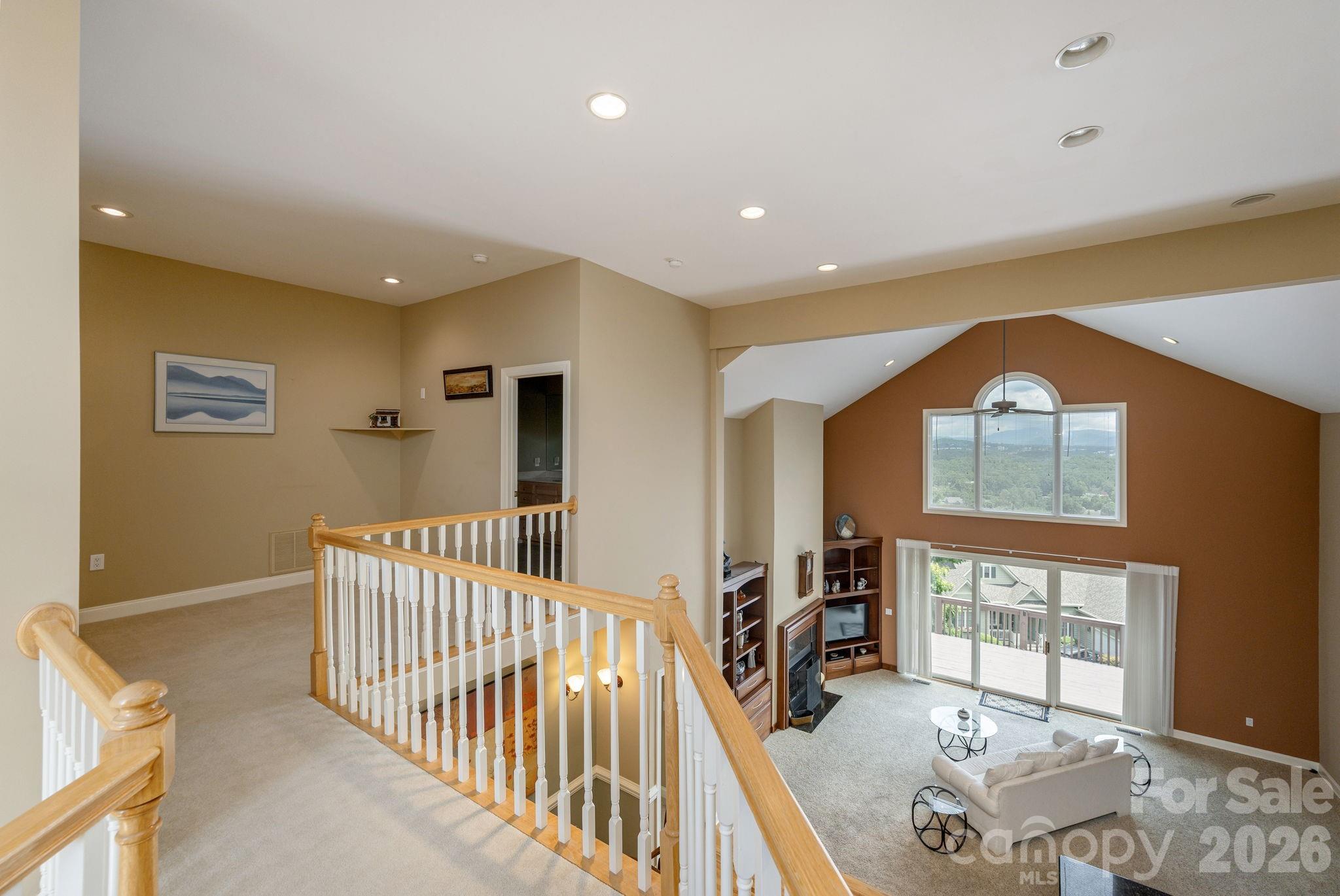 20 N Mission Hills Court — Mills River
