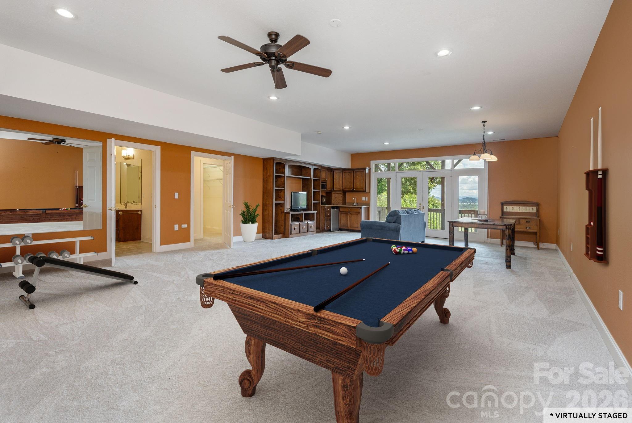 20 N Mission Hills Court — Mills River
