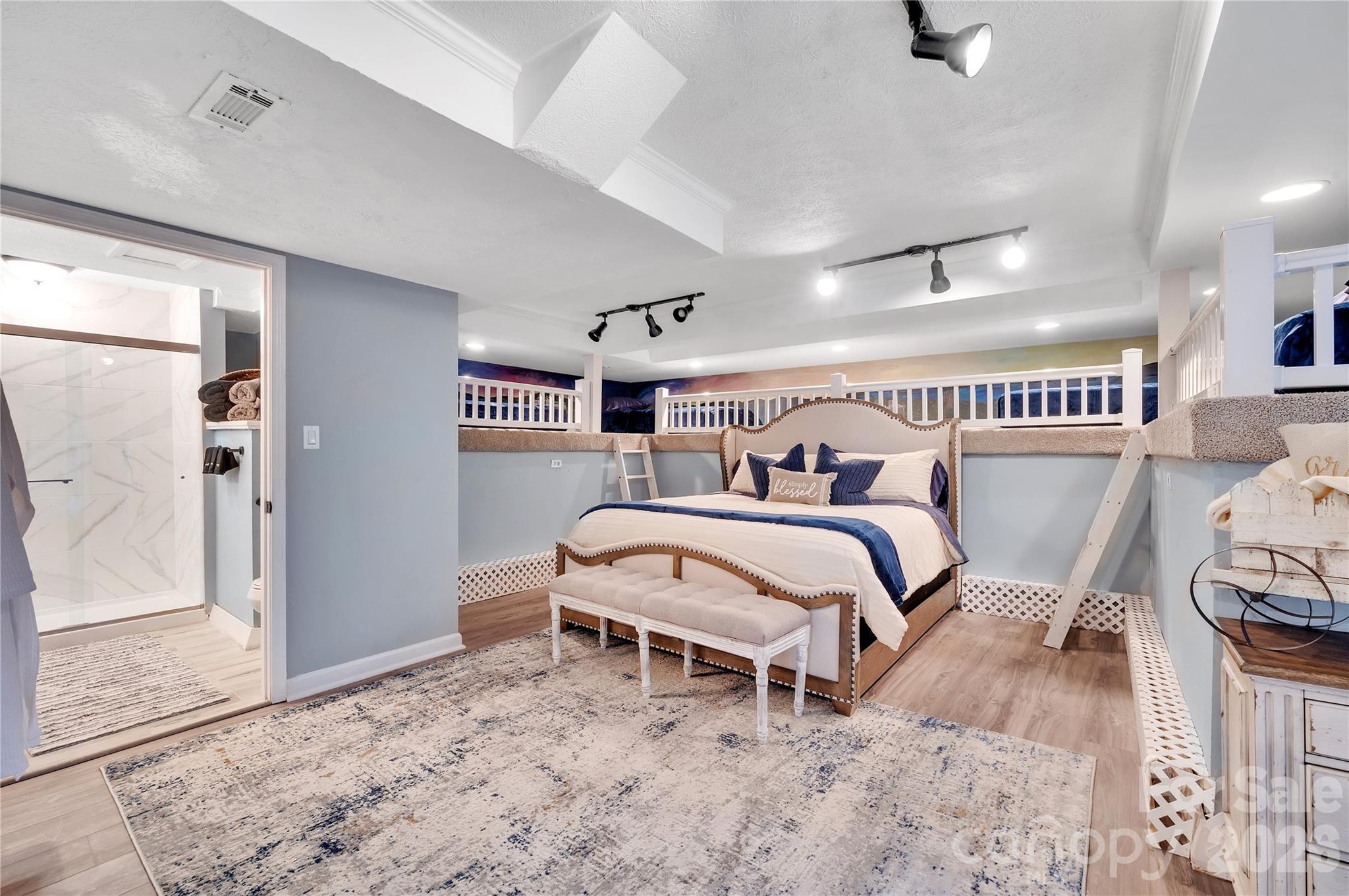 10 High Meadows Drive — Candler