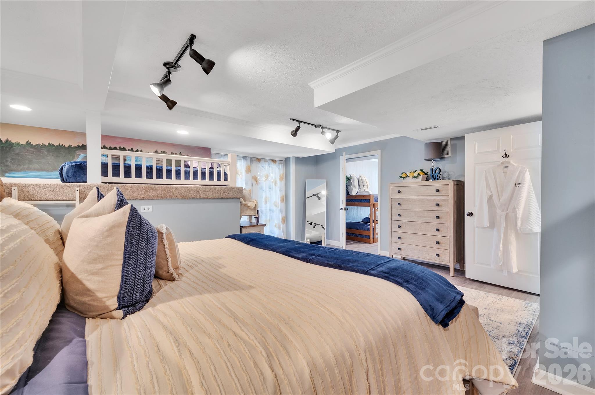 10 High Meadows Drive — Candler