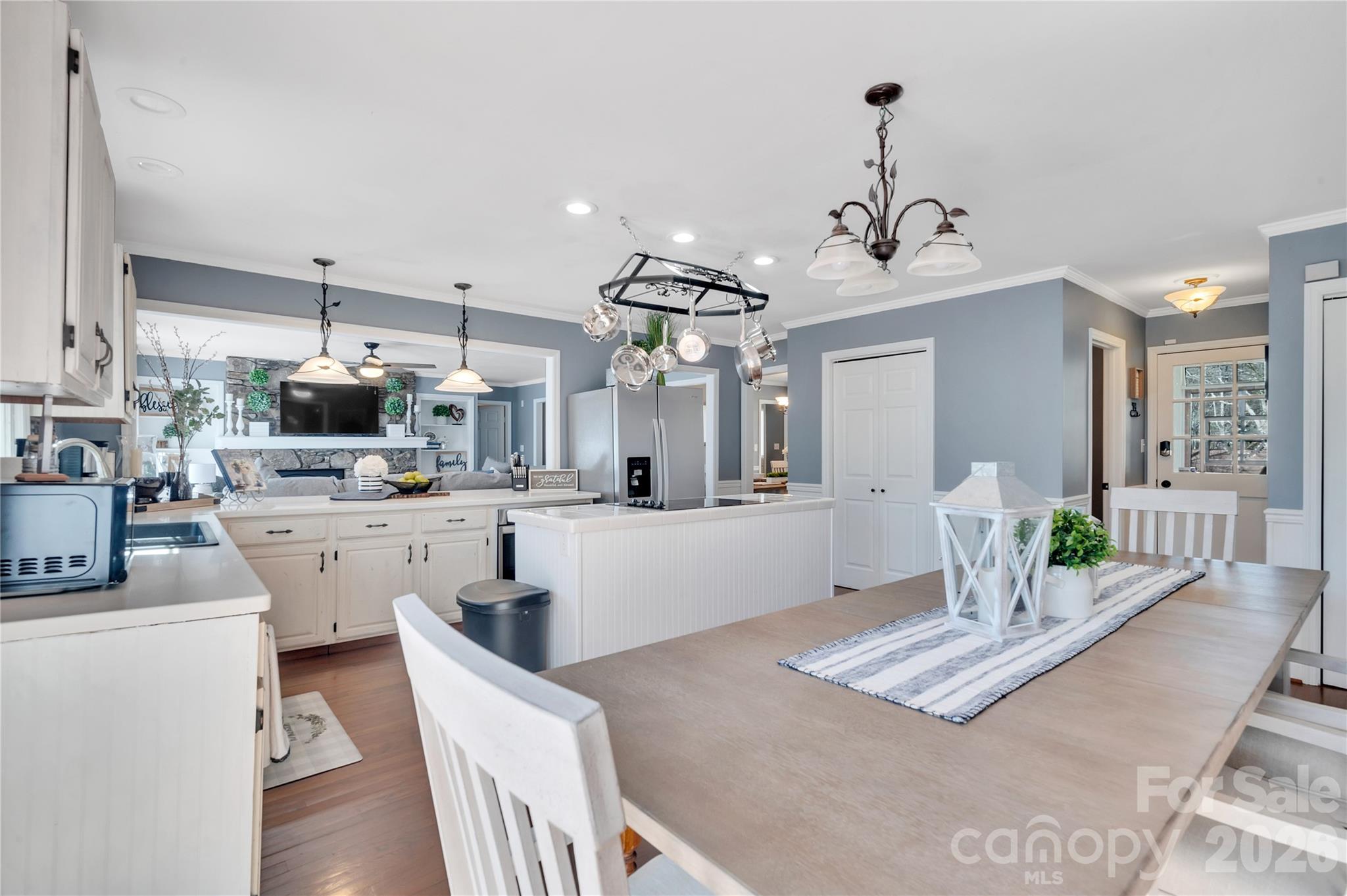 10 High Meadows Drive — Candler