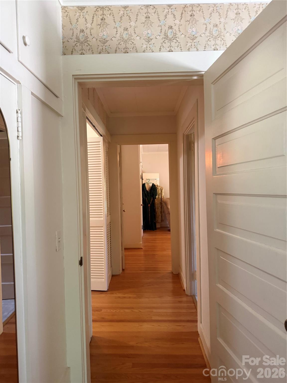 406 E Main Street — Chesterfield