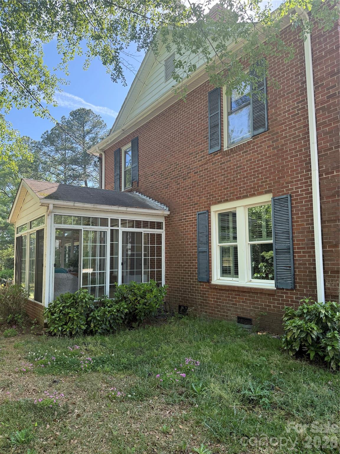 406 E Main Street — Chesterfield