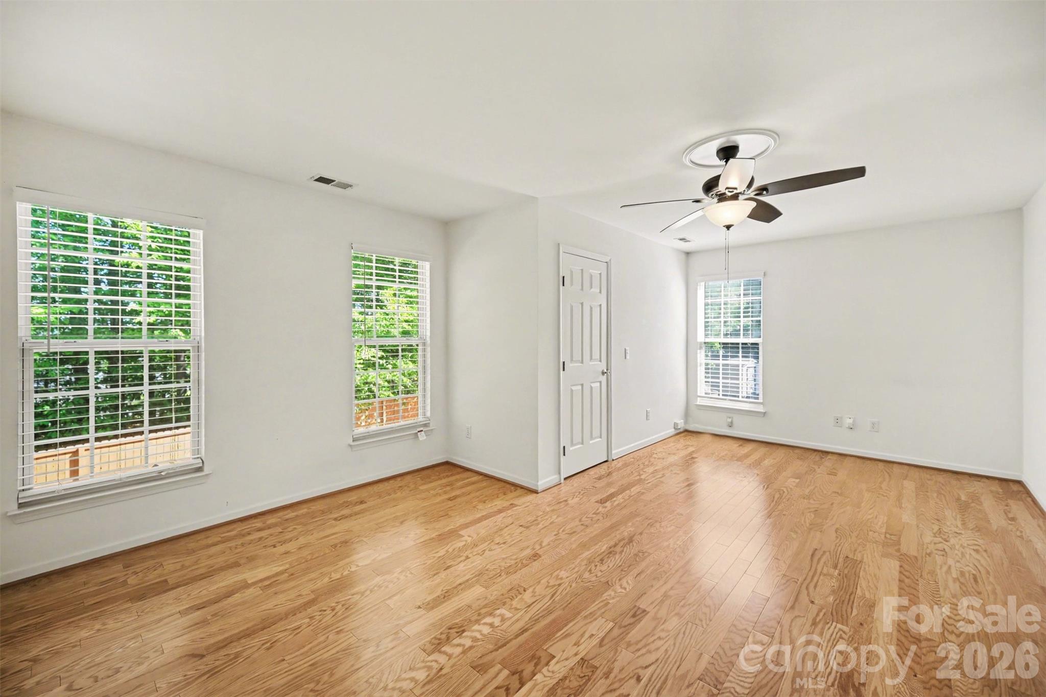 11647 Northwoods Forest Drive — Charlotte