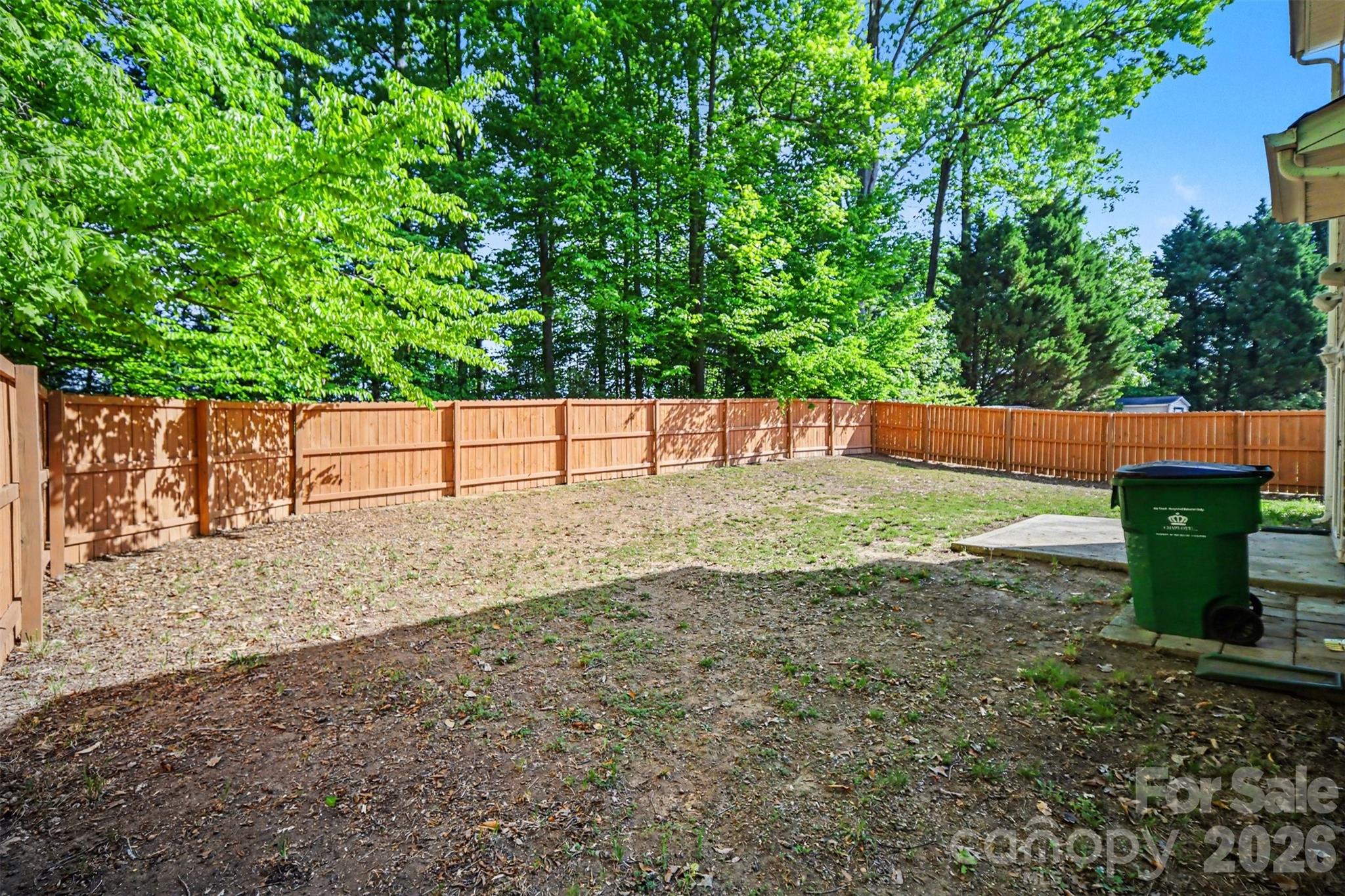 11647 Northwoods Forest Drive — Charlotte
