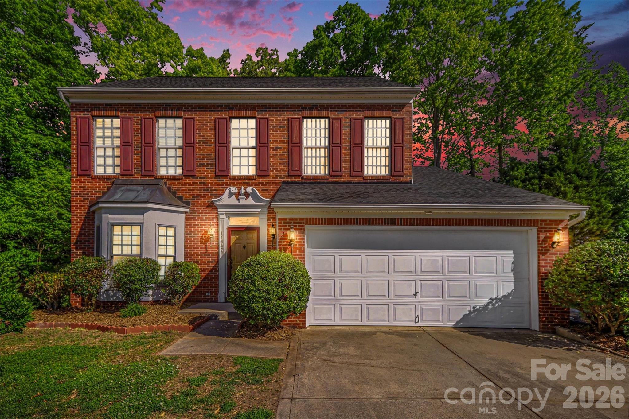 11647 Northwoods Forest Drive — Charlotte